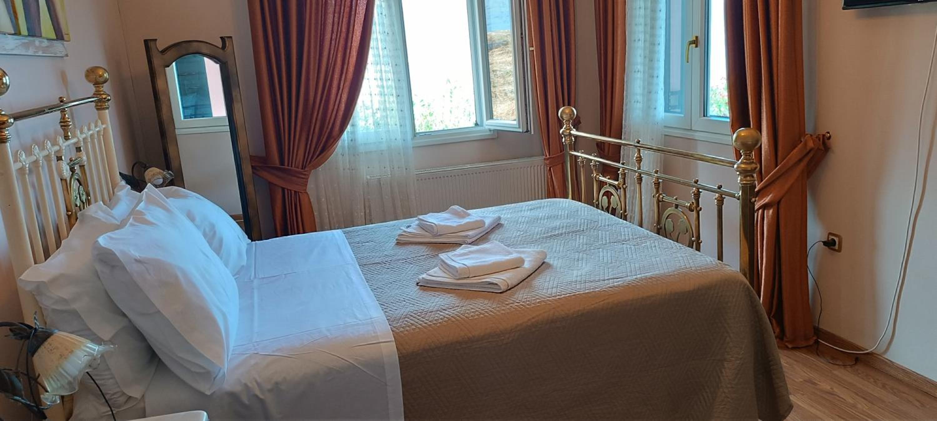 Photo 43