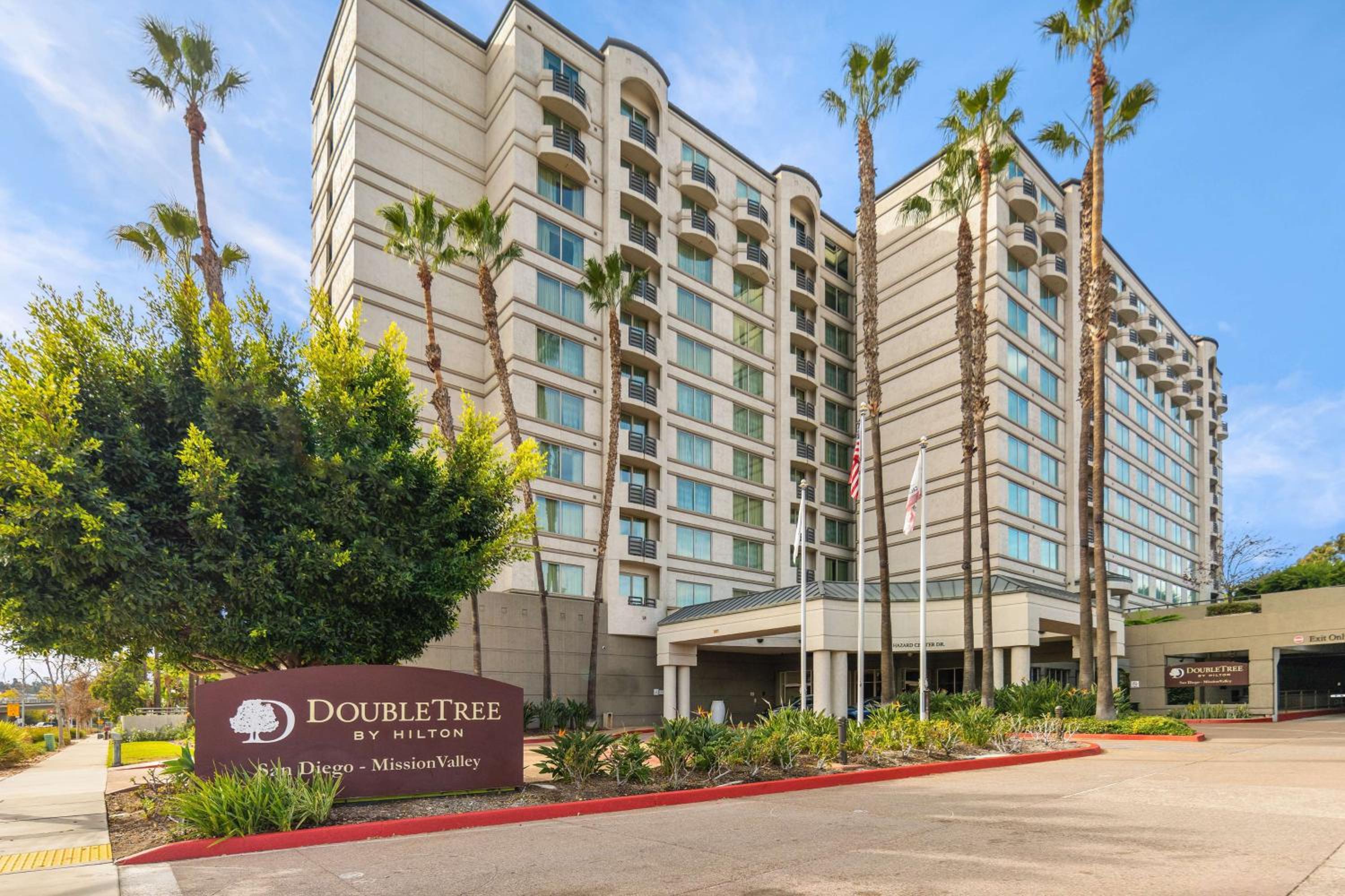 Hotel DoubleTree by Hilton San Diego-Mission Valley - Image 1