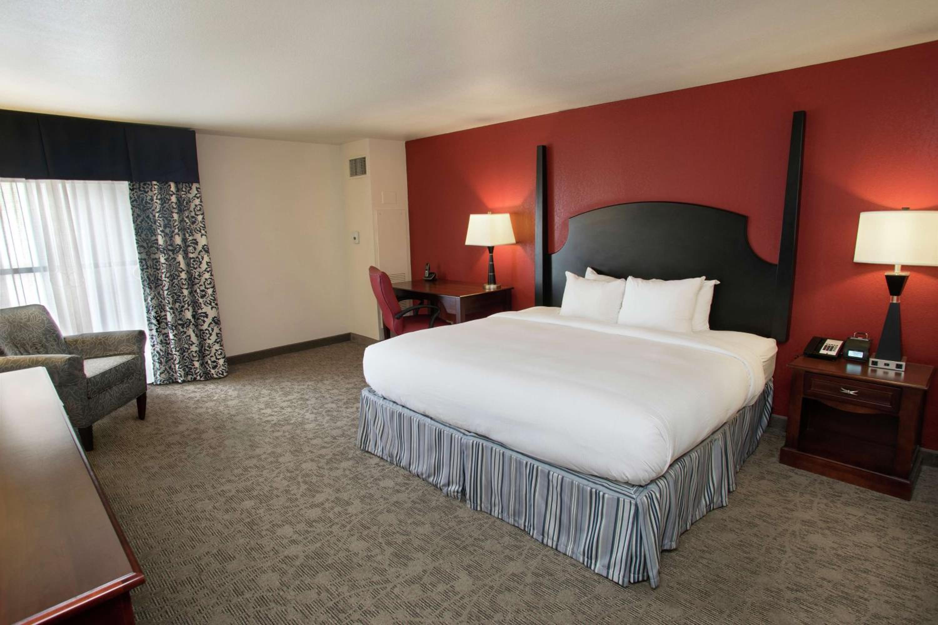 Springfield Vacations - President Abraham Lincoln - A Doubletree by Hilton Hotel - Property Image 38