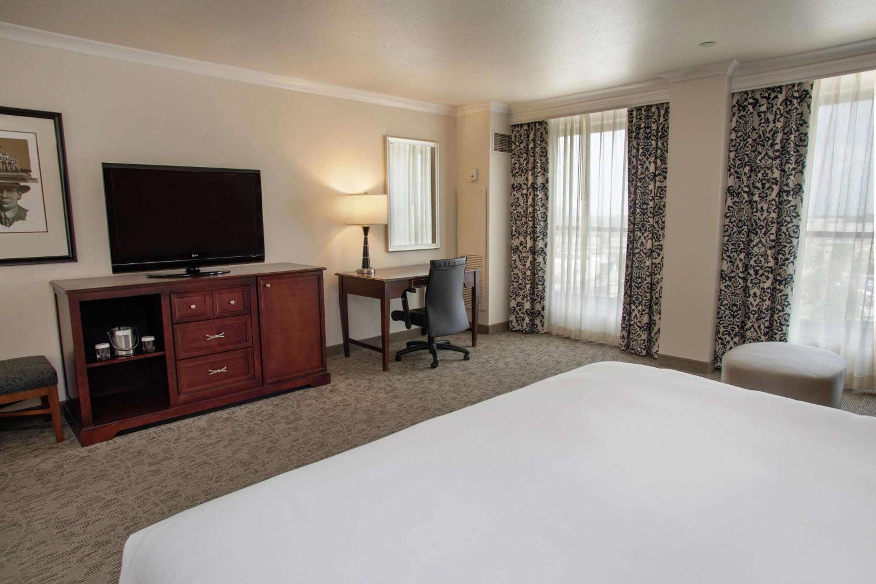 Springfield Vacations - President Abraham Lincoln - A Doubletree by Hilton Hotel - Property Image 53