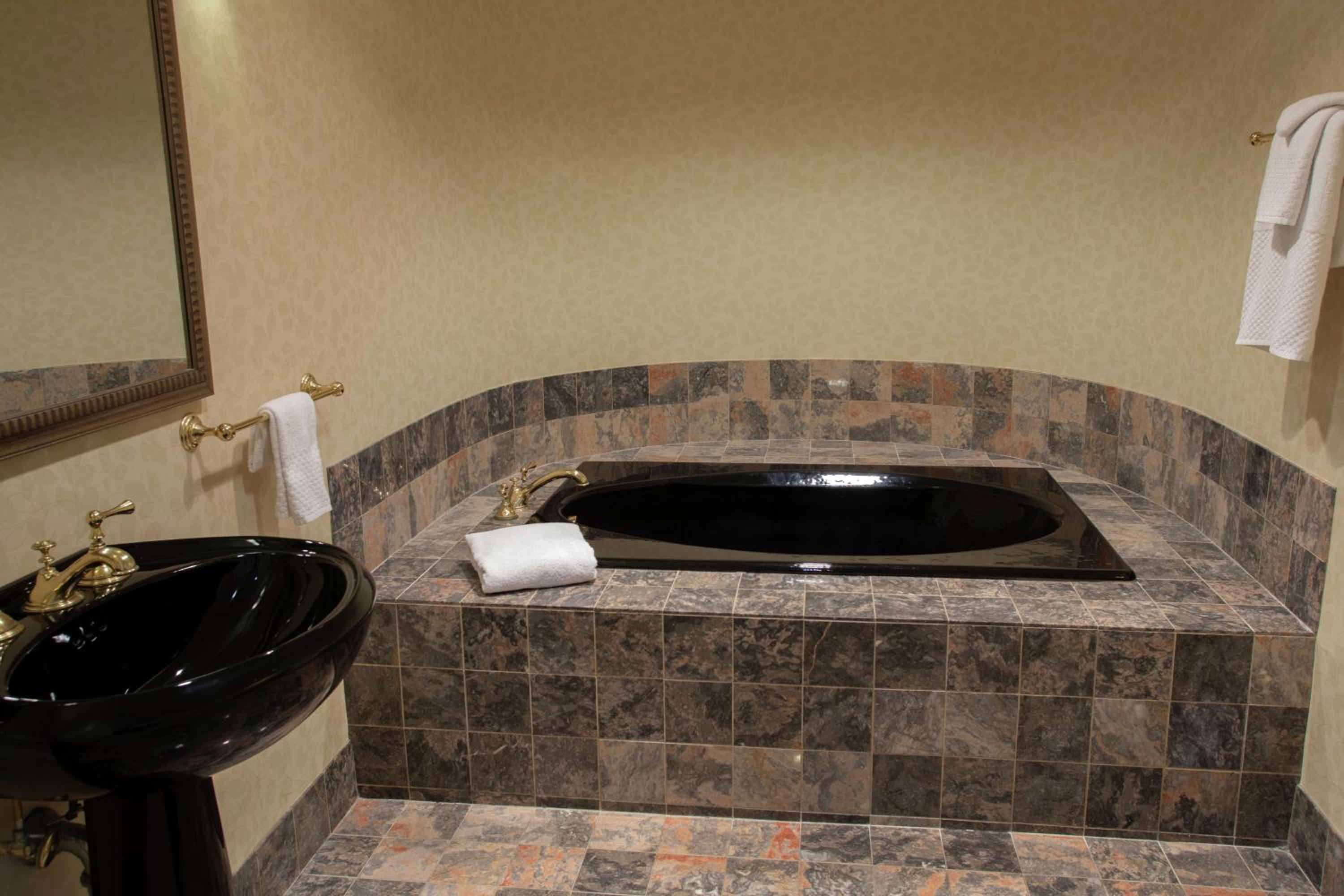 Springfield Vacations - President Abraham Lincoln - A Doubletree by Hilton Hotel - Property Image 11