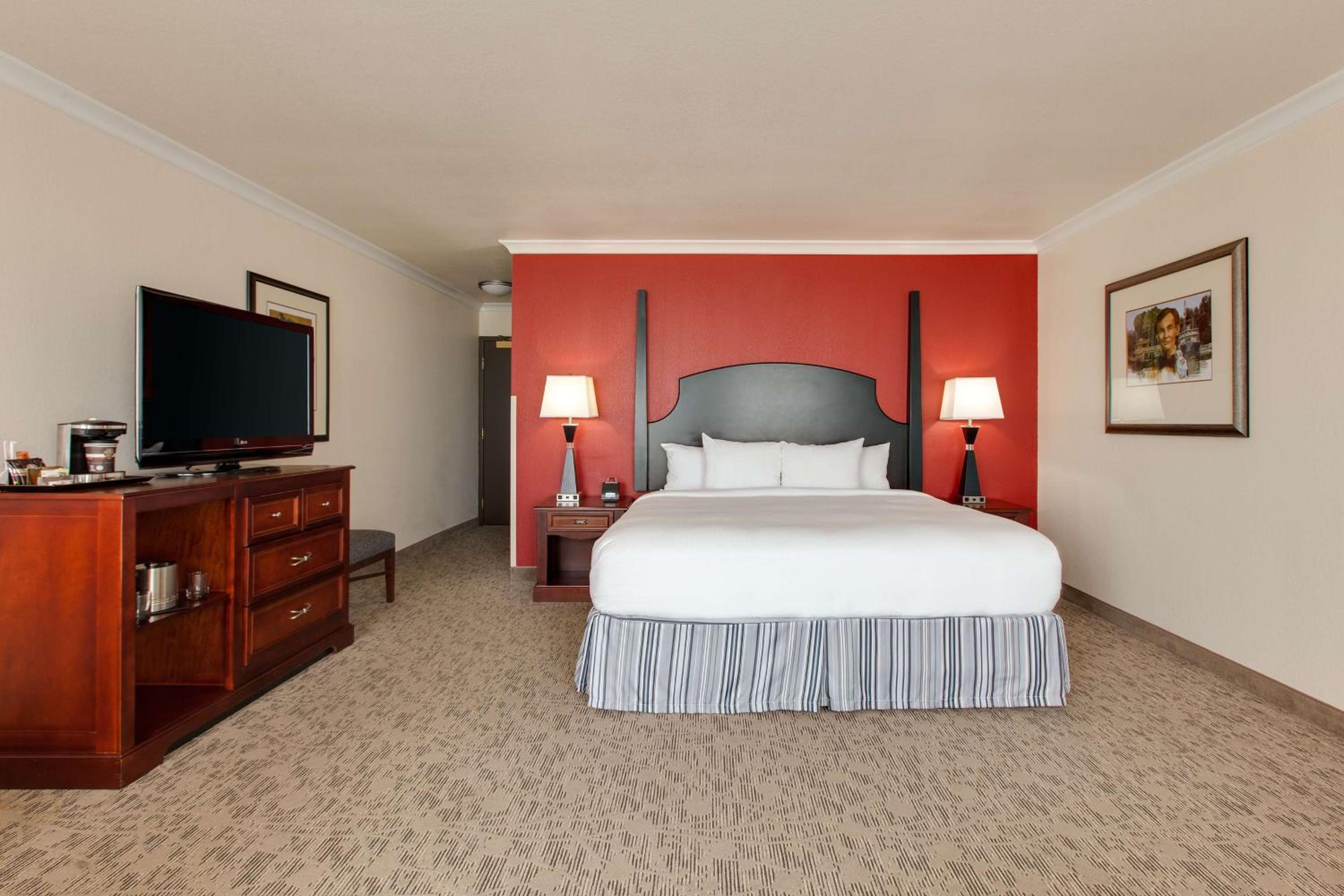 Springfield Vacations - President Abraham Lincoln - A Doubletree by Hilton Hotel - Property Image 19