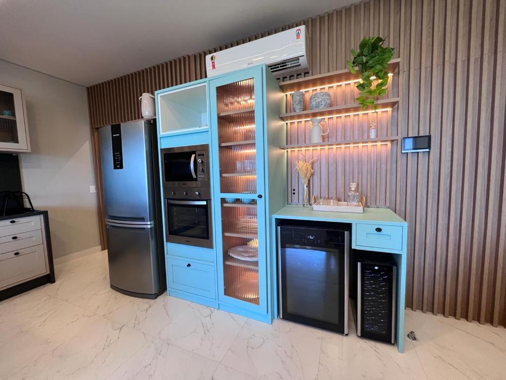 TÉRREO EXCLUSIVO À BEIRA MAR E 3 SUÍTES , Apt 101 Mariscal