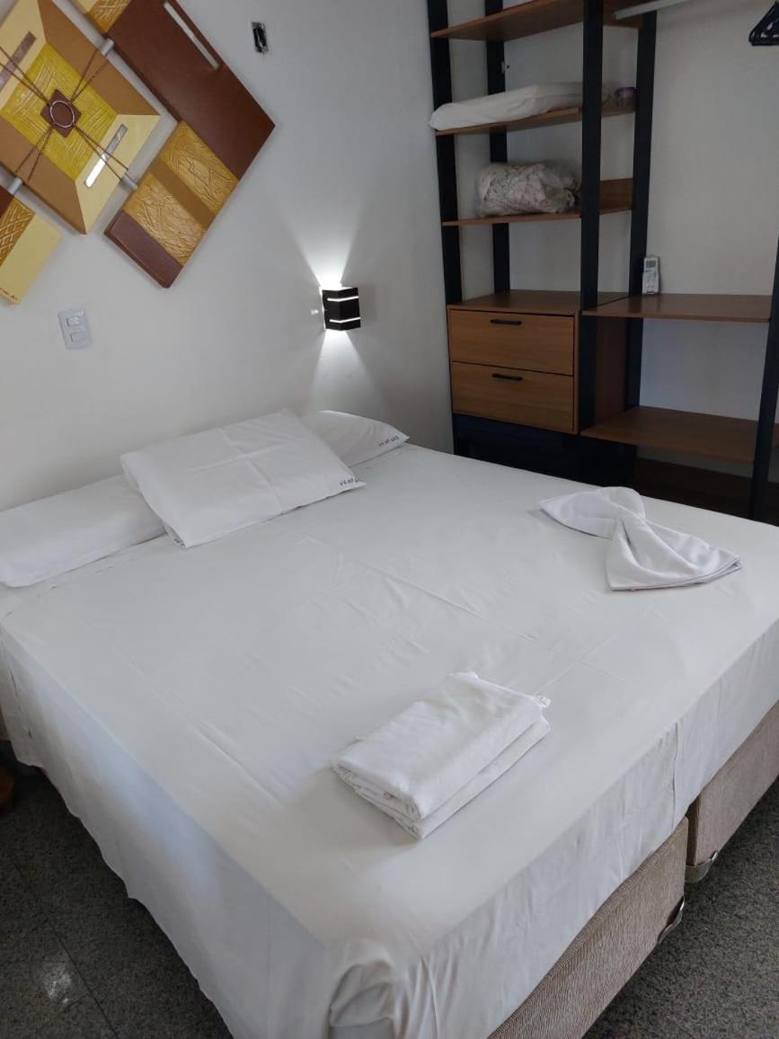 Flat à100m da Avenida Beira Mar