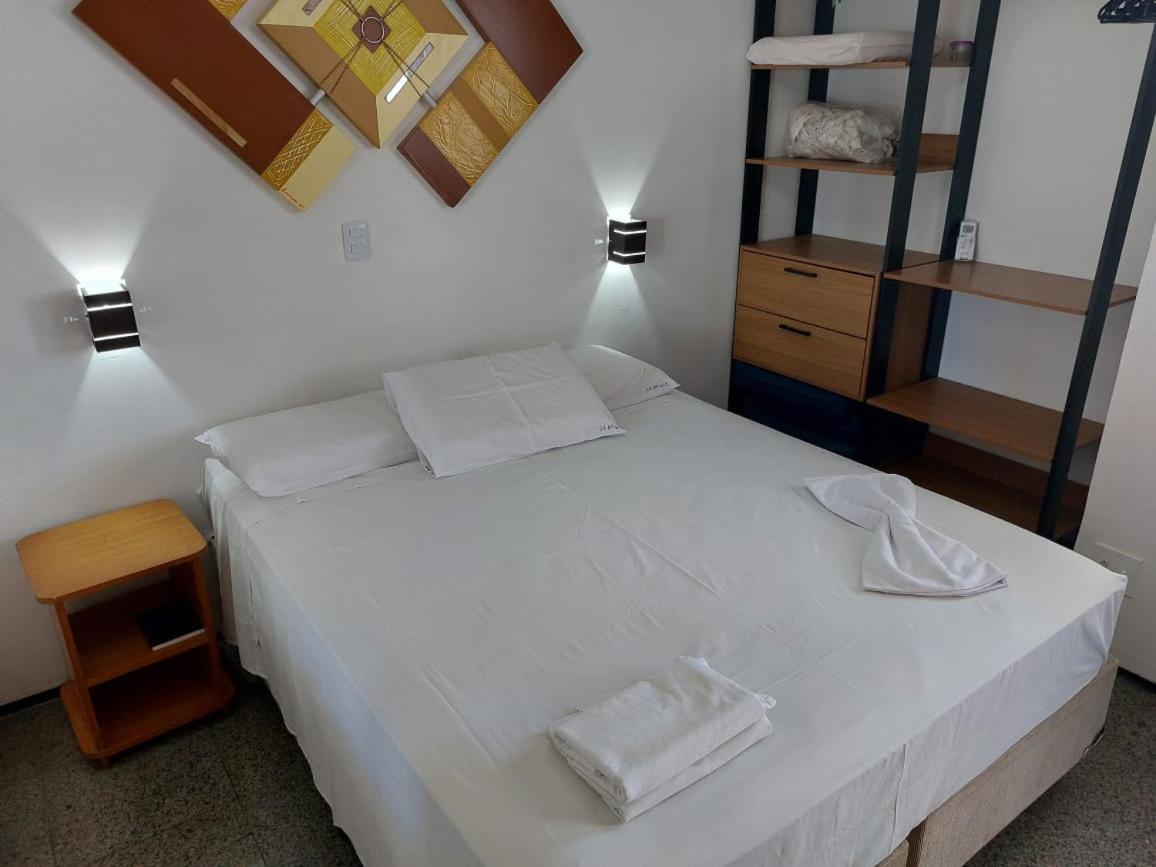 Flat à100m da Avenida Beira Mar