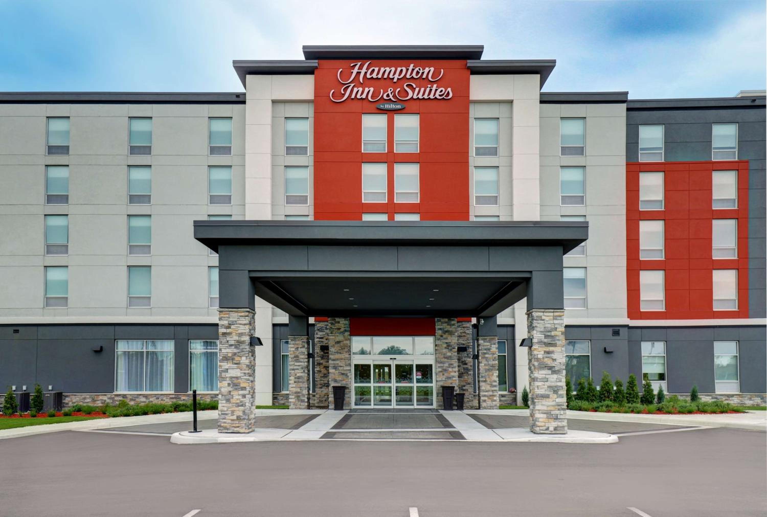 Belleville Vacations - Hampton Inn  Suites Belleville - Property Image 1