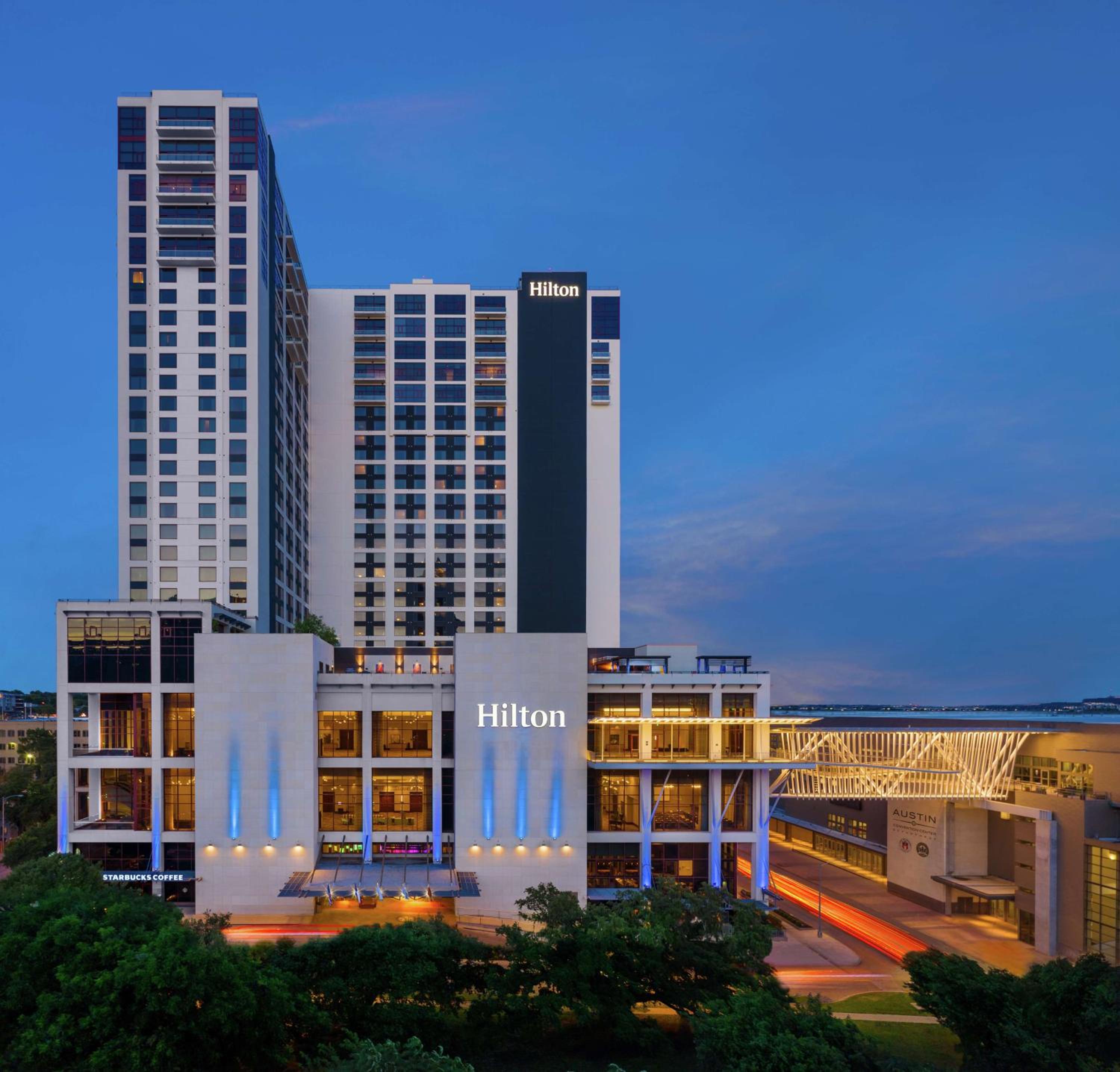 Hotel Hilton Austin - Image 1