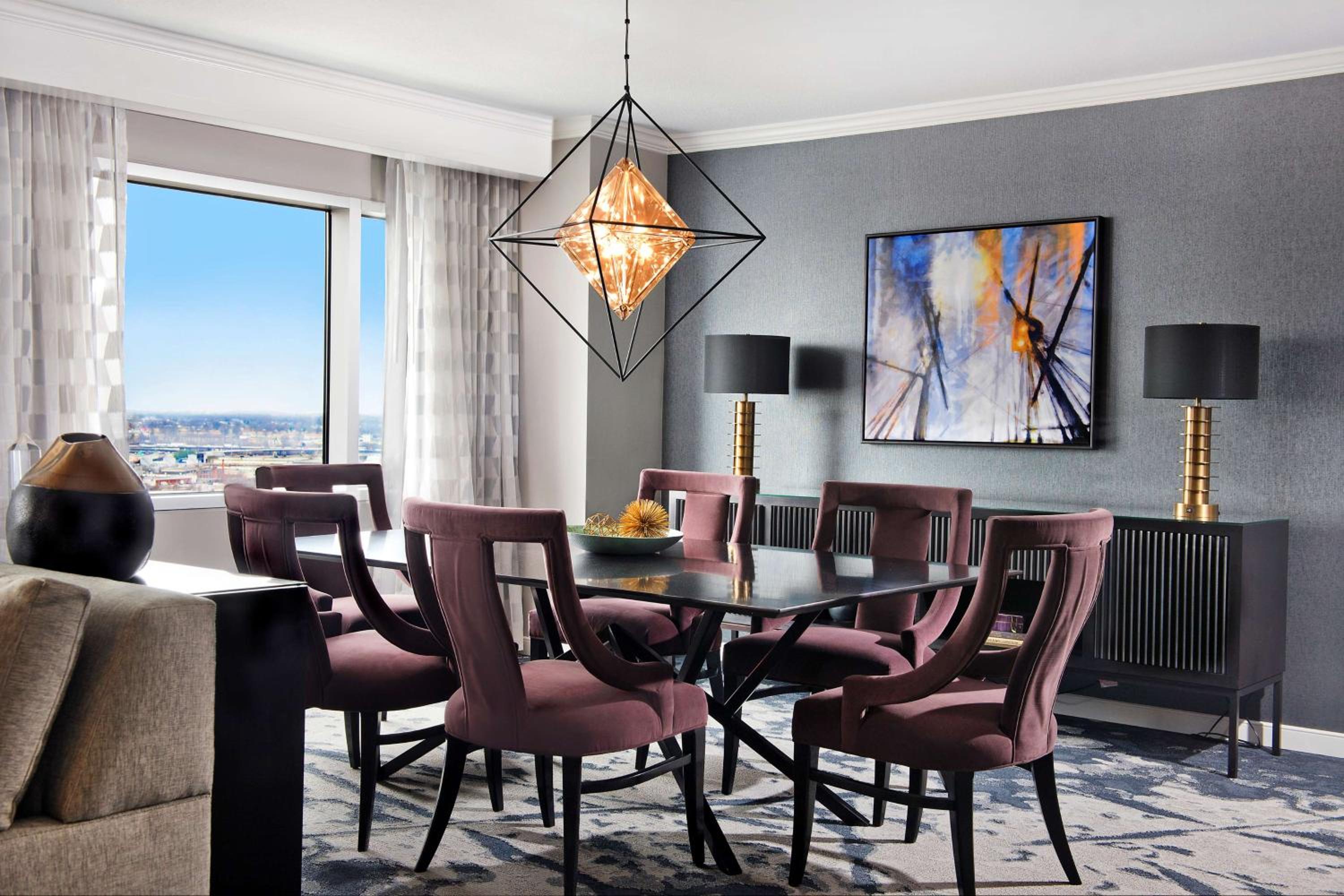 Hilton Baltimore Inner Harbor - Property Image 7