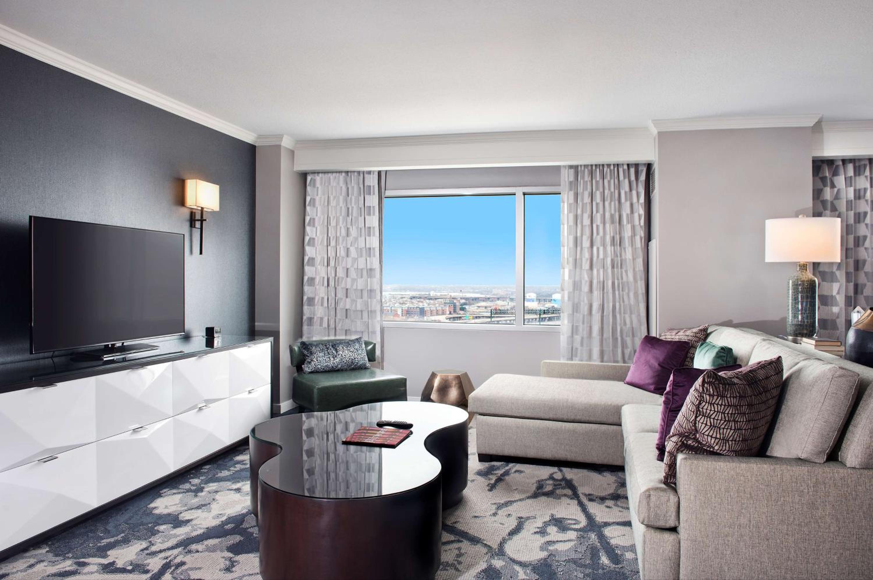 Hilton Baltimore Inner Harbor - Property Image 58