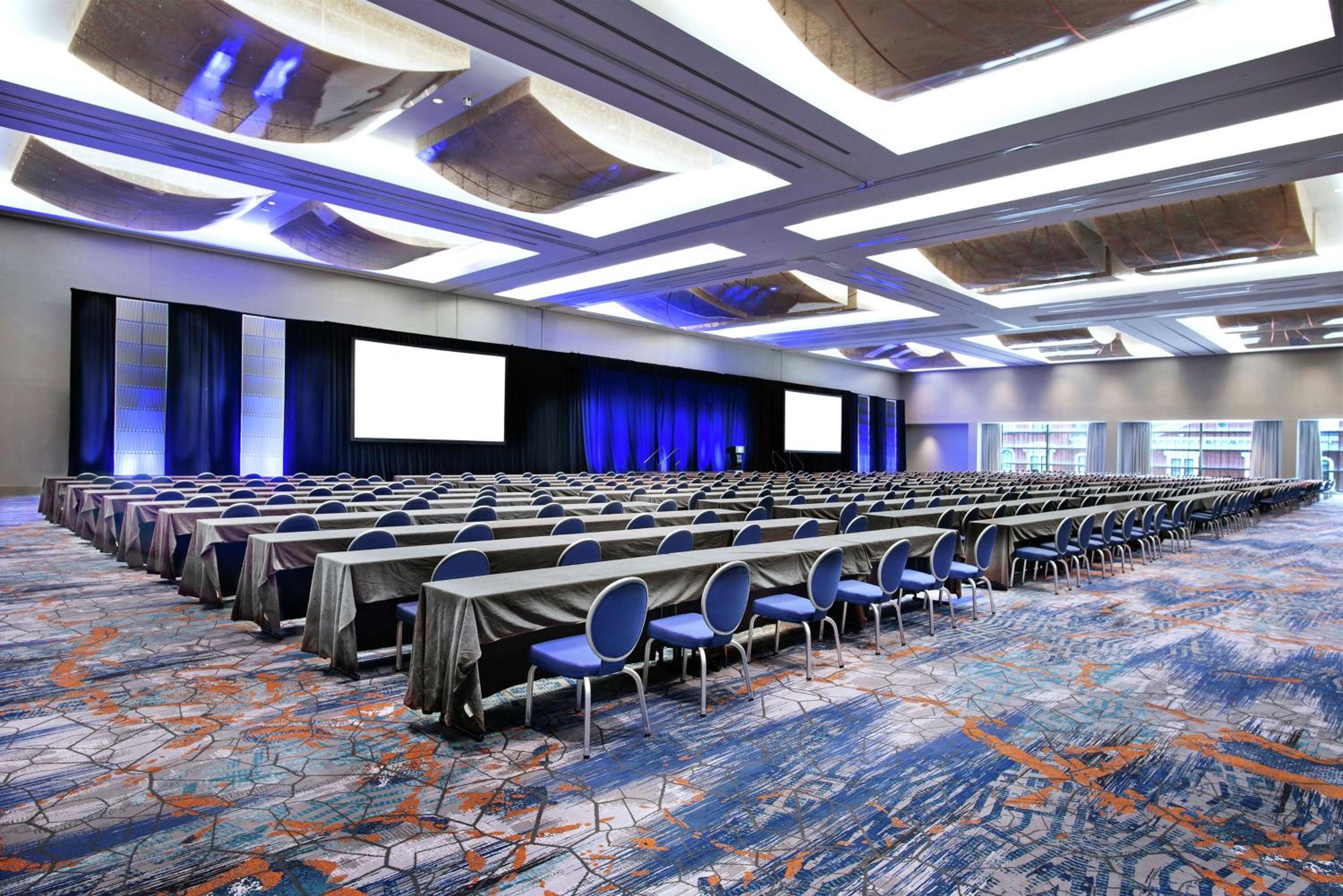 Hilton Baltimore Inner Harbor - Property Image 40