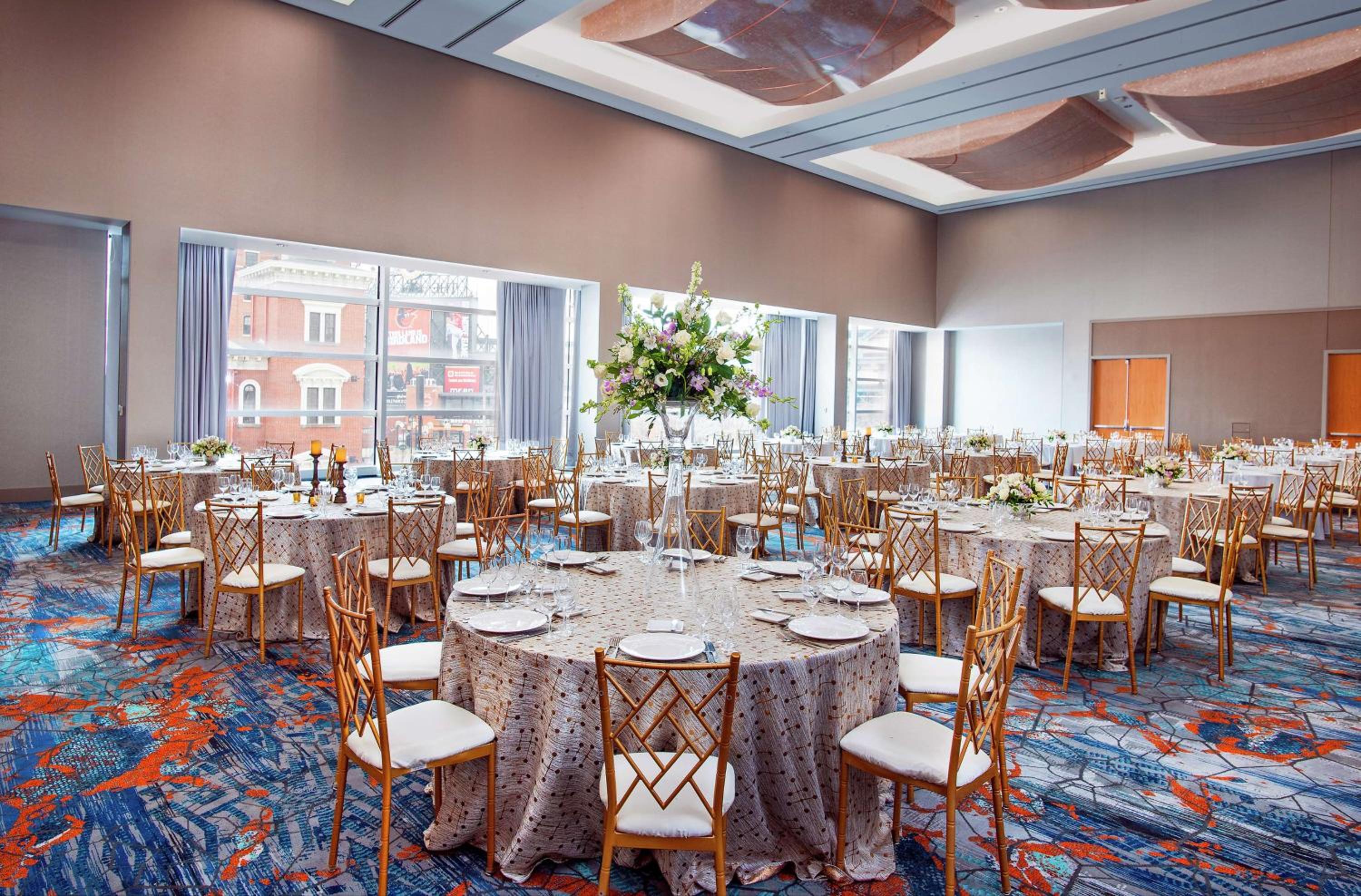 Hilton Baltimore Inner Harbor - Property Image 39