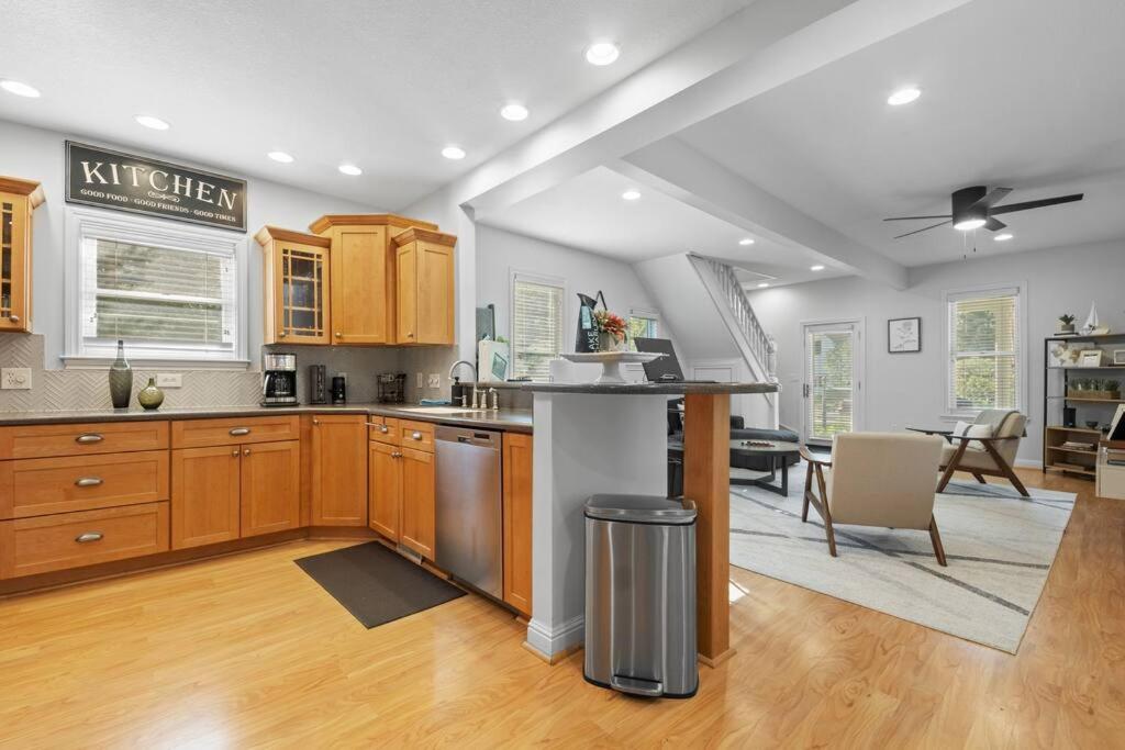 Blissful Boyne City Retreat: Luxurious & Modern! Sleeps 15! view 3