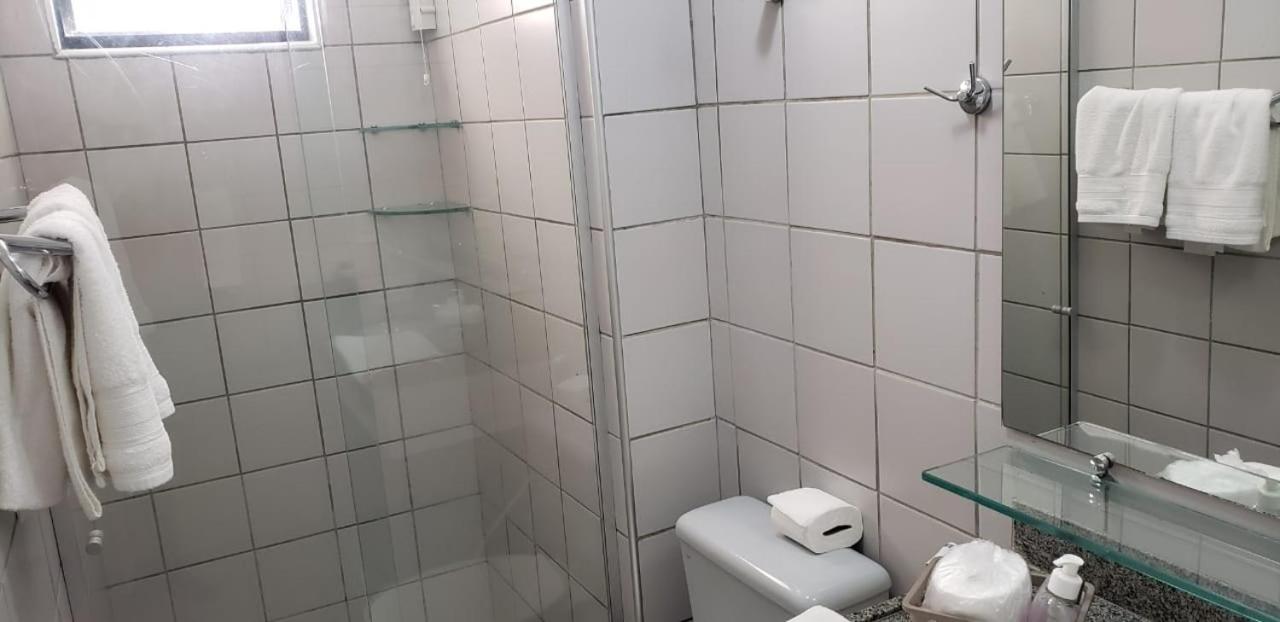 Flat à100m da Avenida Beira Mar