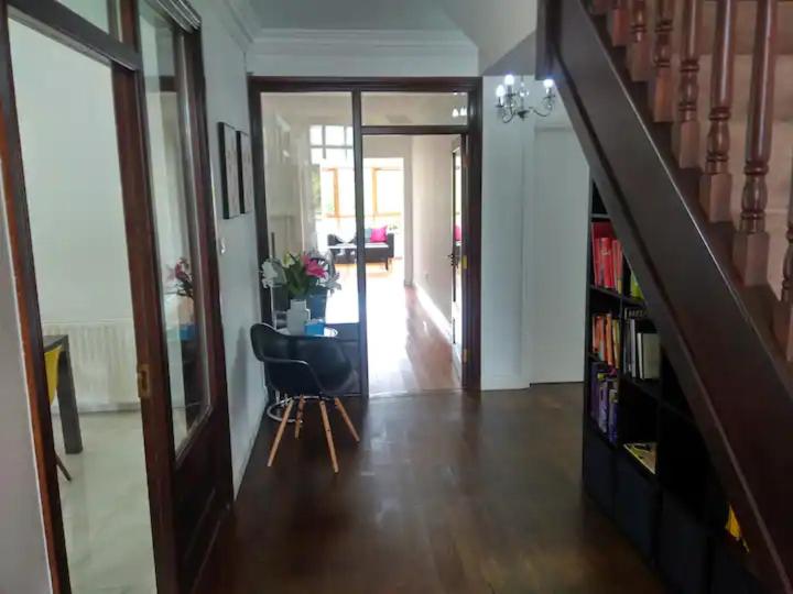 Large Detached Villa