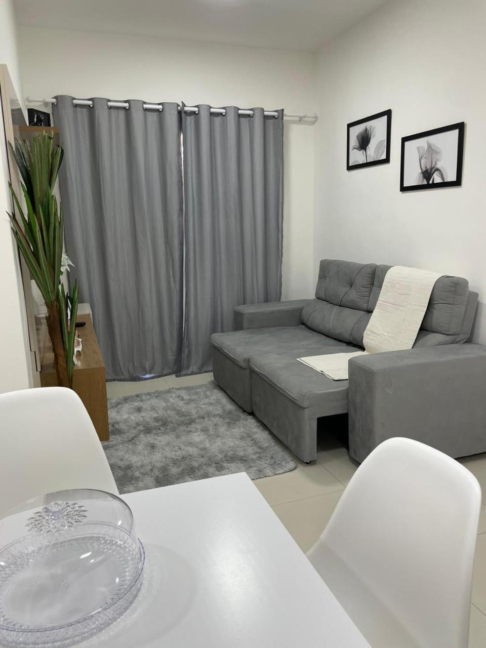 Apartamento térreo em condomínio 24 hrs