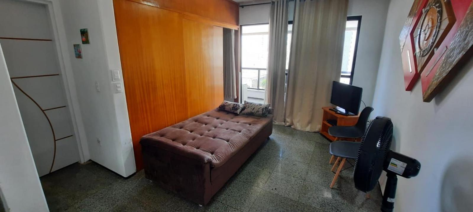 Flat à100m da Avenida Beira Mar