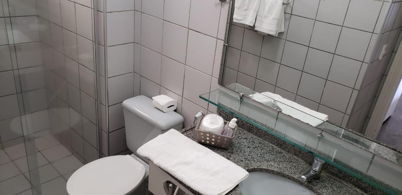 Flat à100m da Avenida Beira Mar