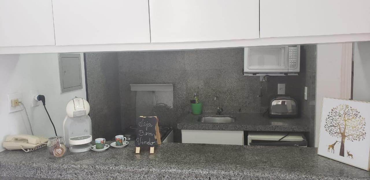 Flat à100m da Avenida Beira Mar