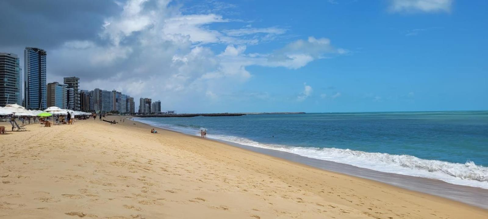 Flat à100m da Avenida Beira Mar
