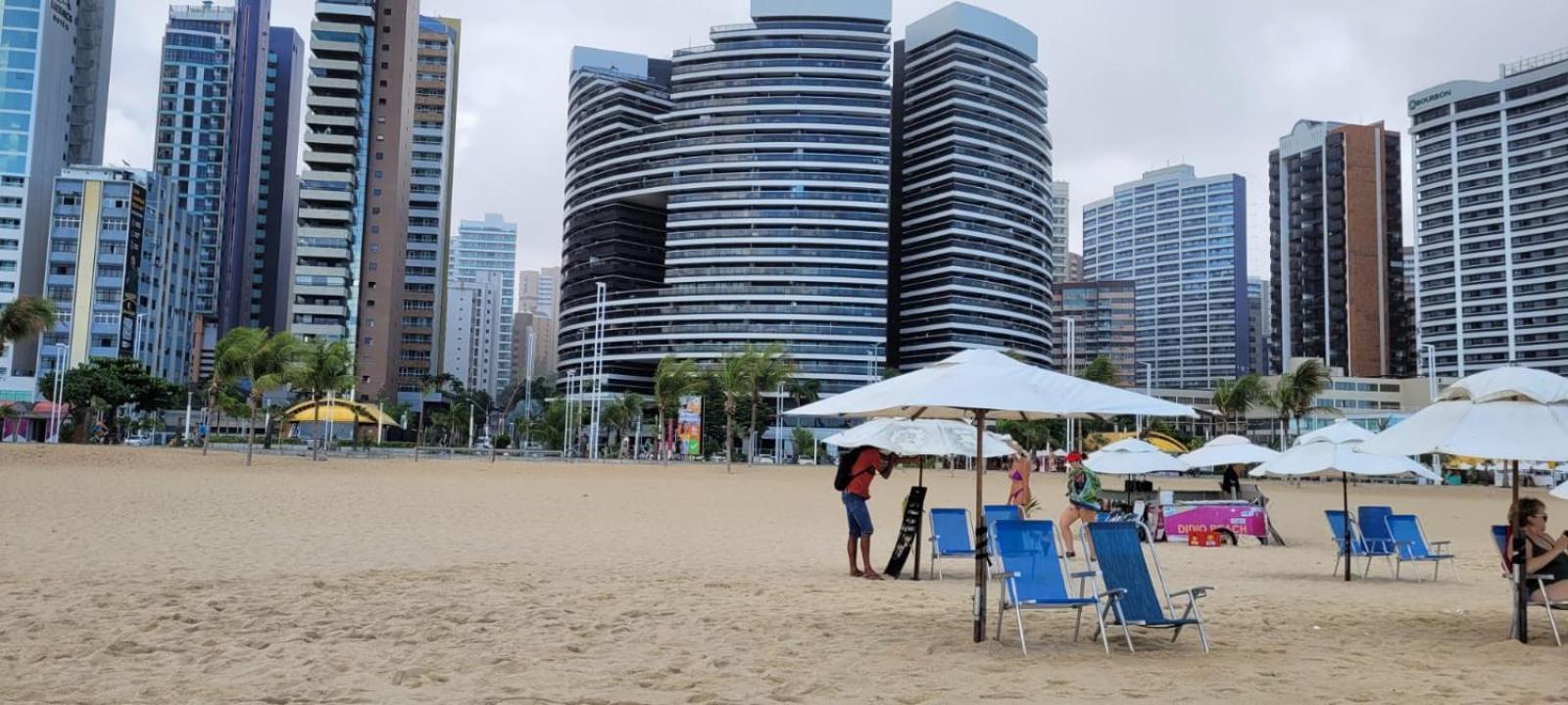Flat à100m da Avenida Beira Mar