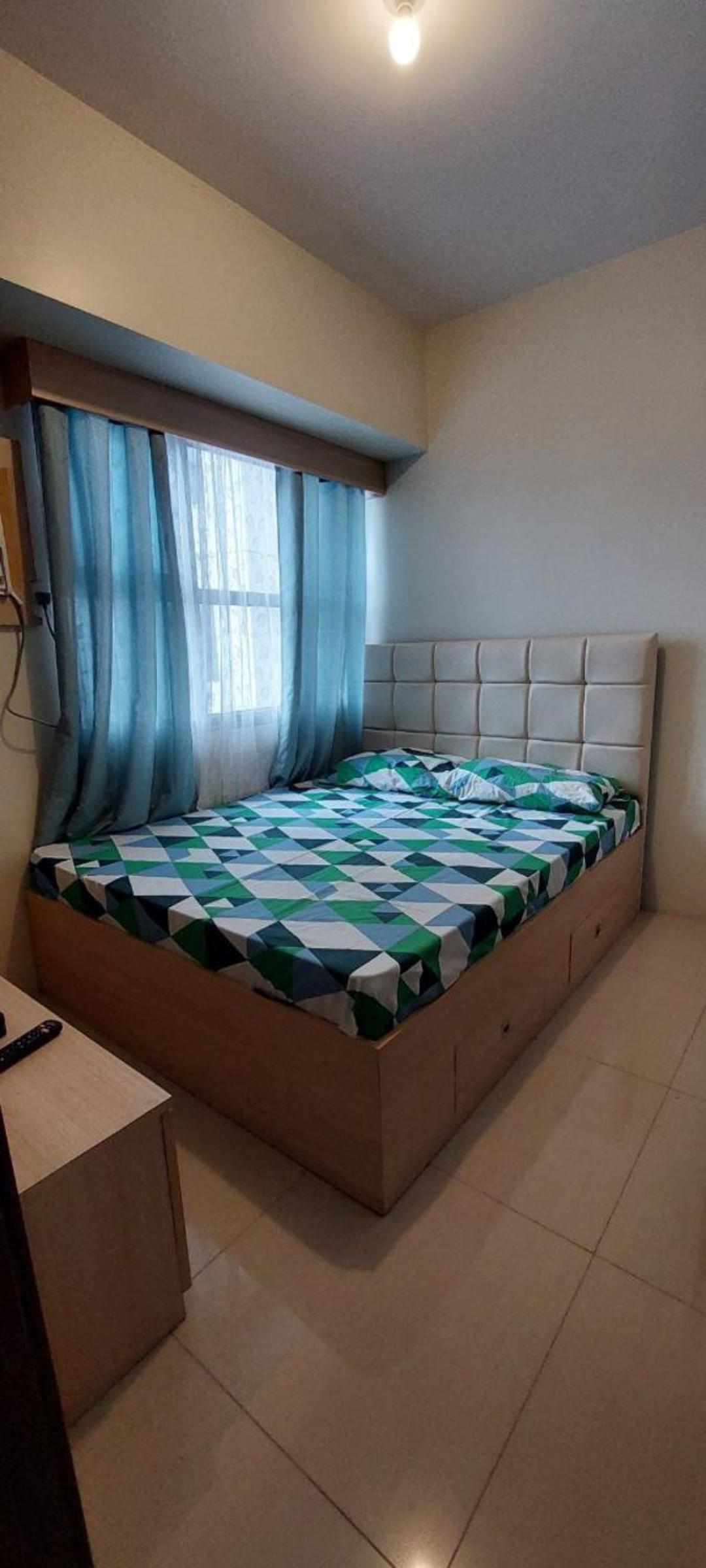 1 Bedroom RudRose Condo At Horizons 101 Cebu, City view 5