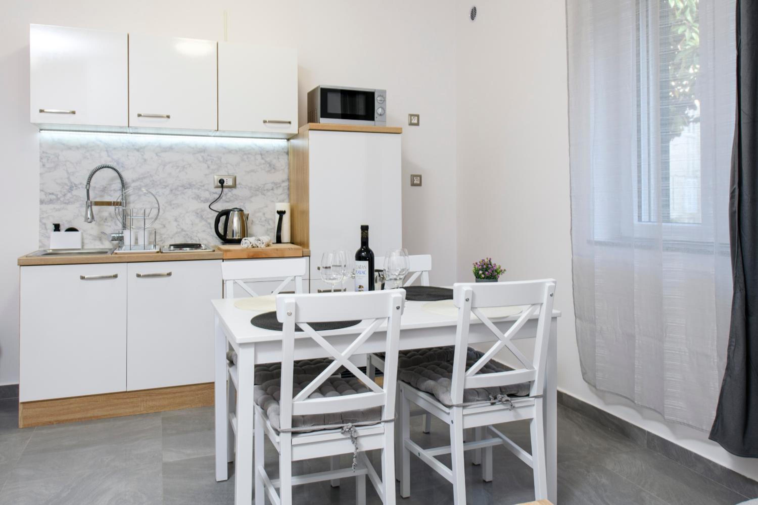 Apartment Delalle