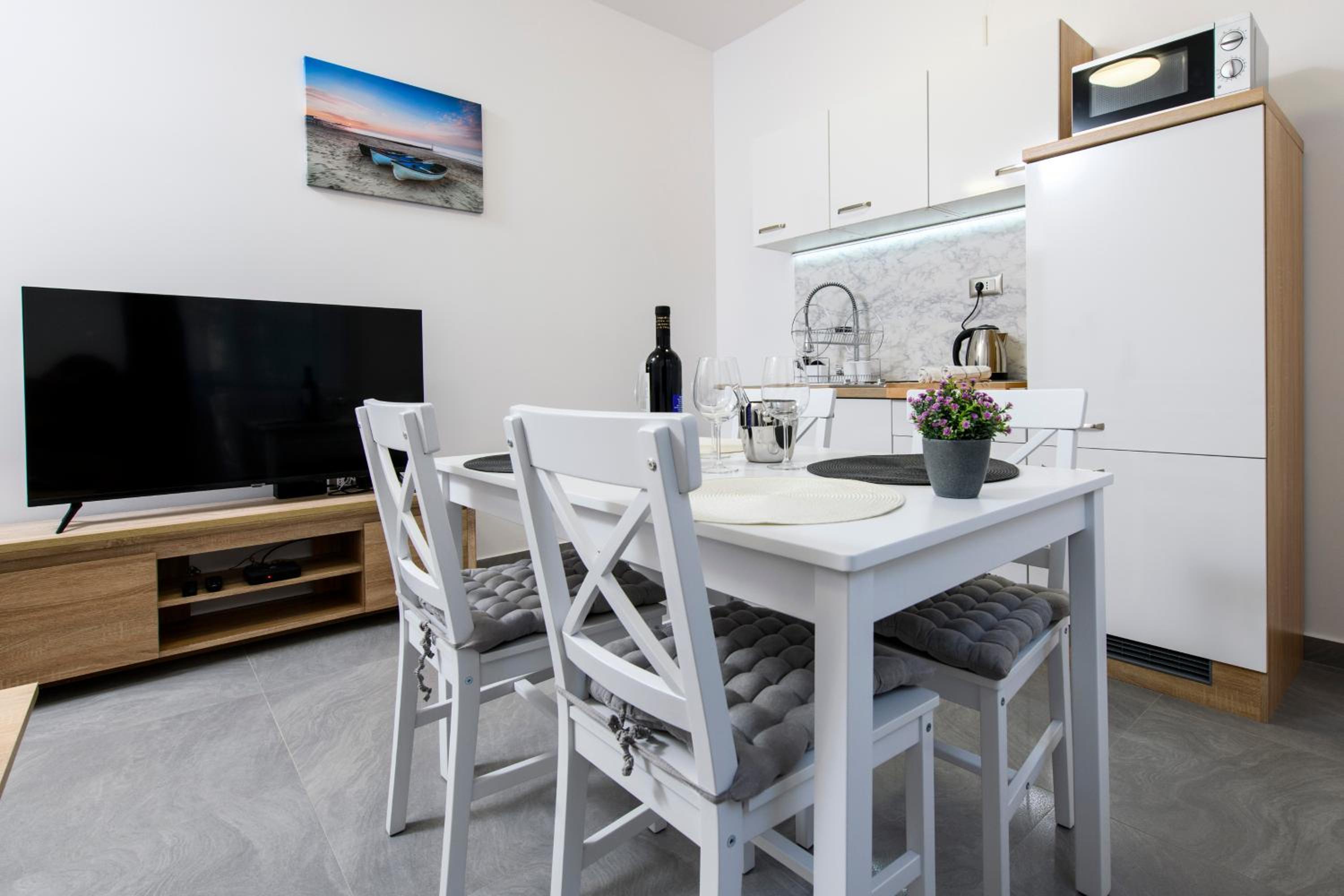 Apartment Delalle