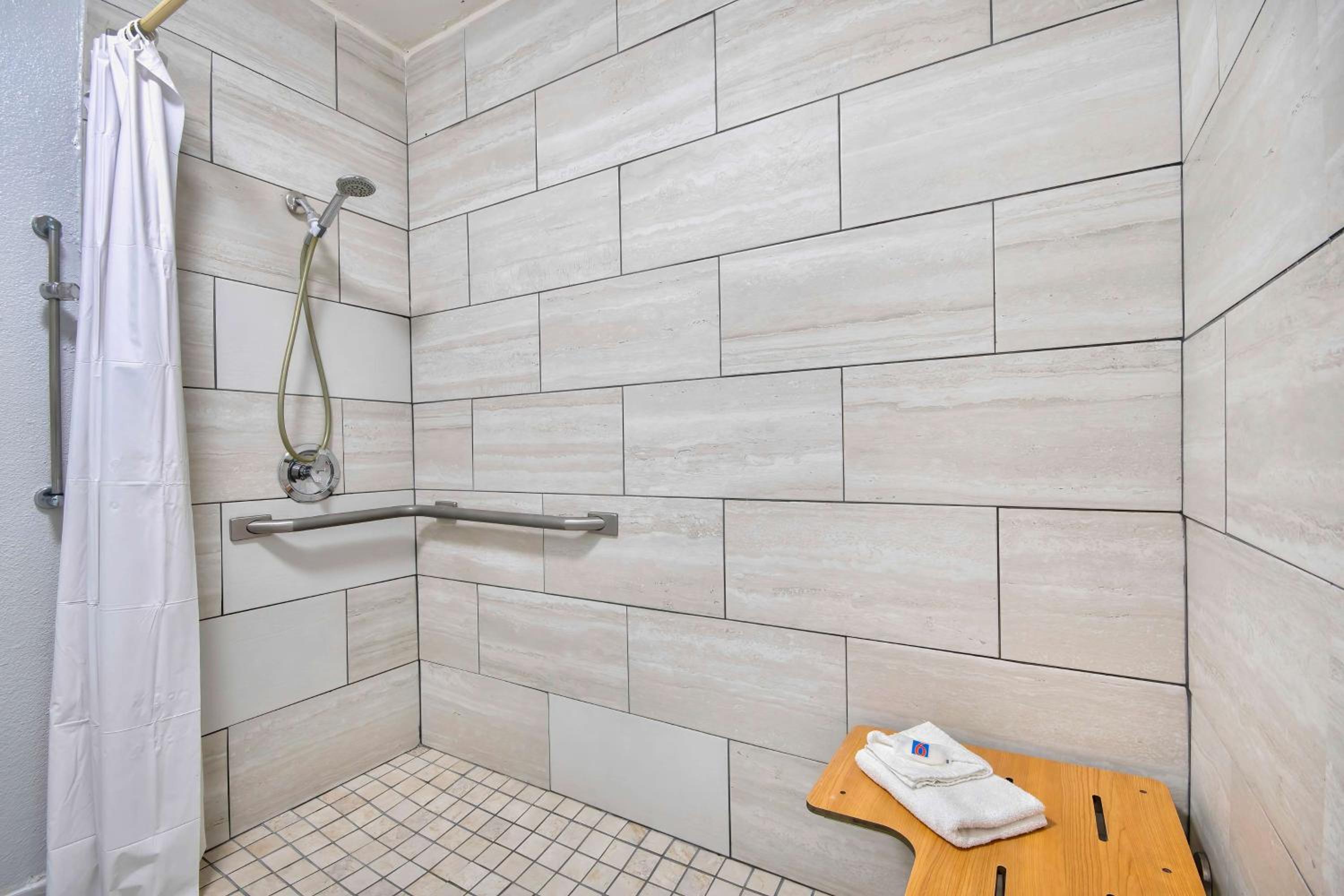 Russellville Vacations - Motel 6-Russellville, AR - Property Image 6