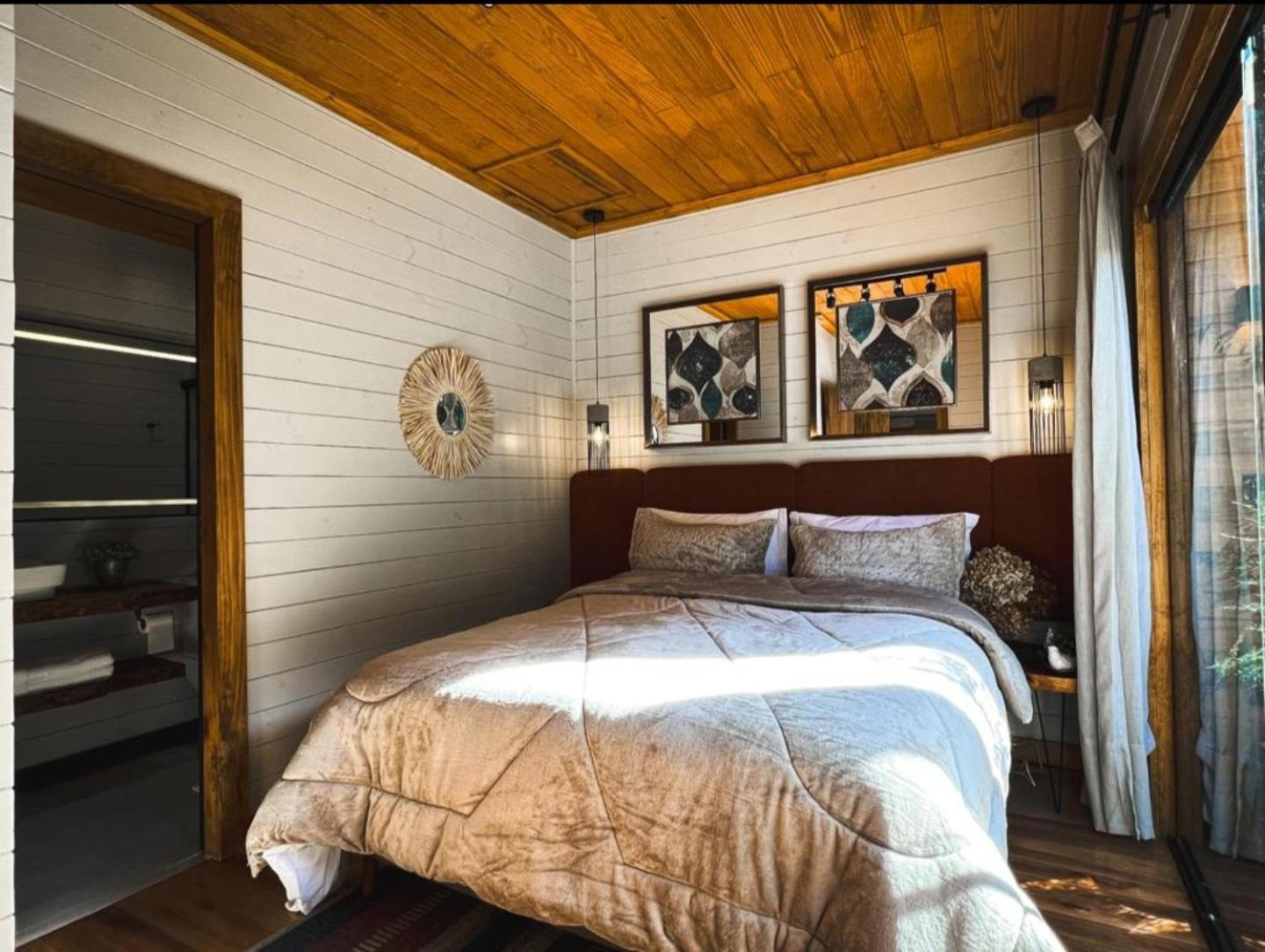 Vale dos Bugres Eco House- Cabana das Flores