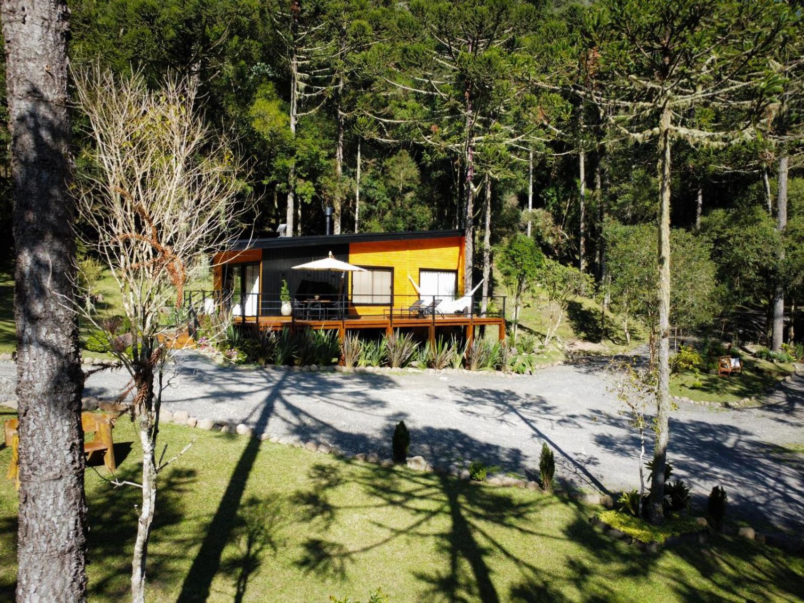 Vale dos Bugres Eco House- Cabana das Flores