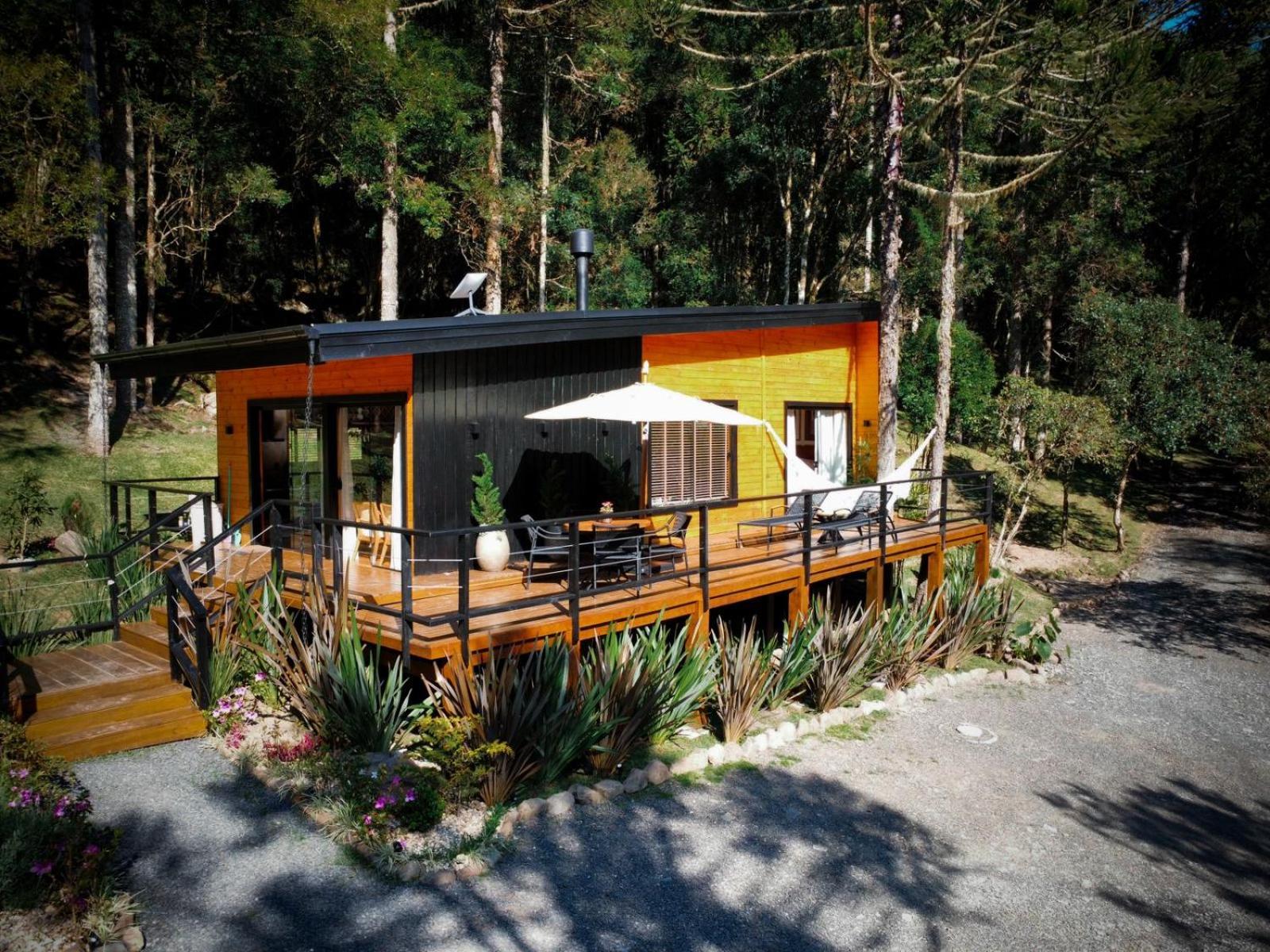 Vale dos Bugres Eco House- Cabana das Flores