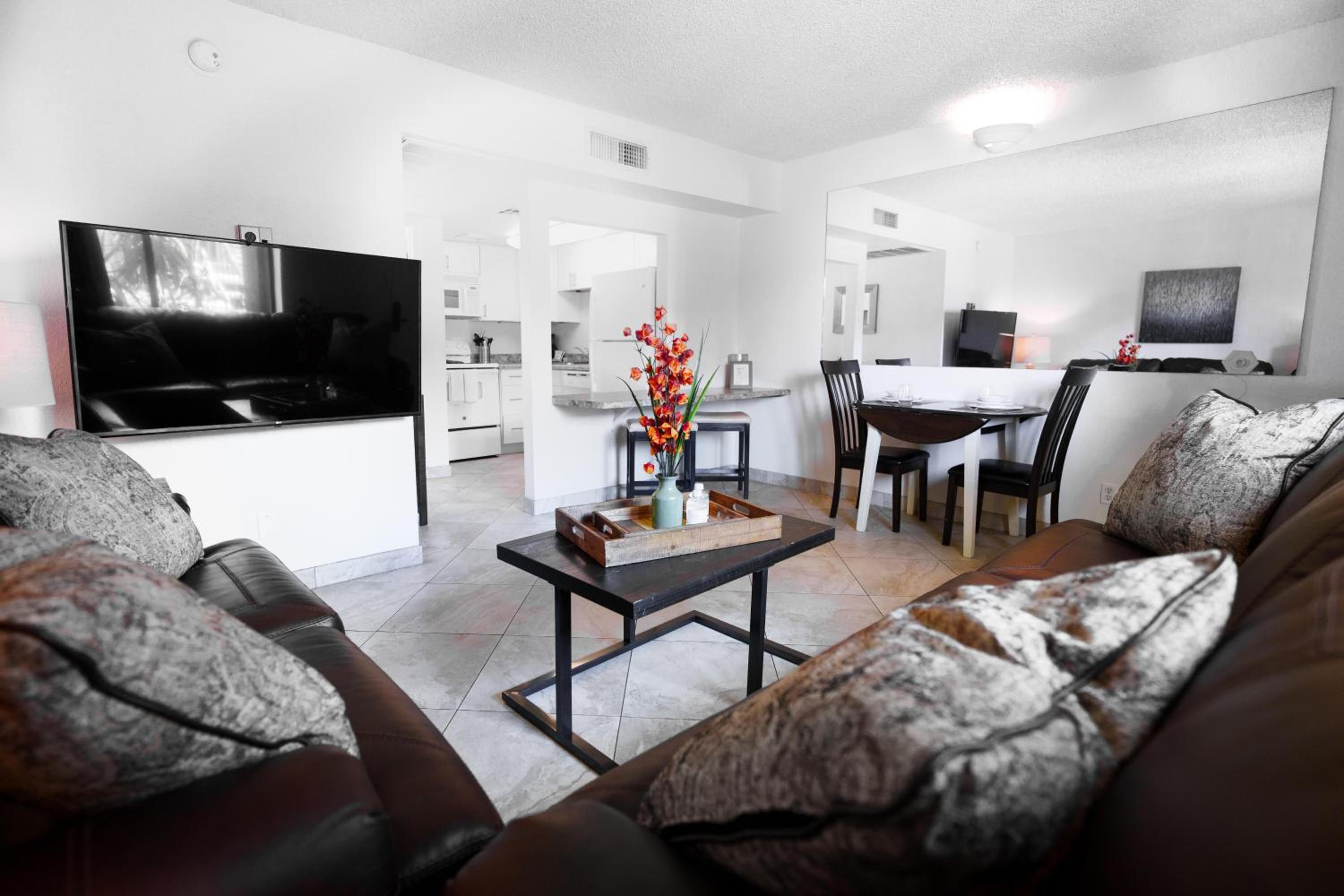 234 Fully Furnished 1BR Suite-Outdoor Pool - Property Image 1
