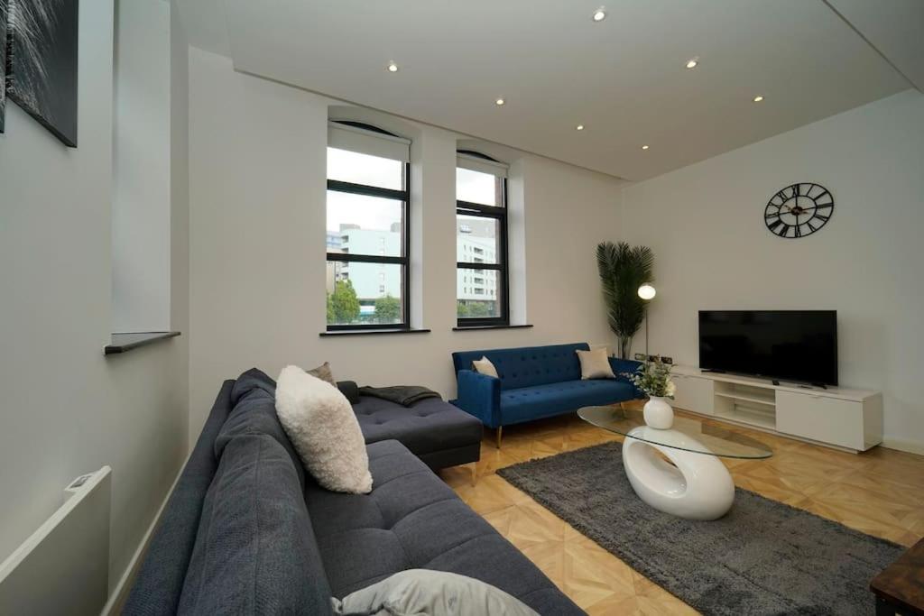 Stylish & Elegant city centre apartment