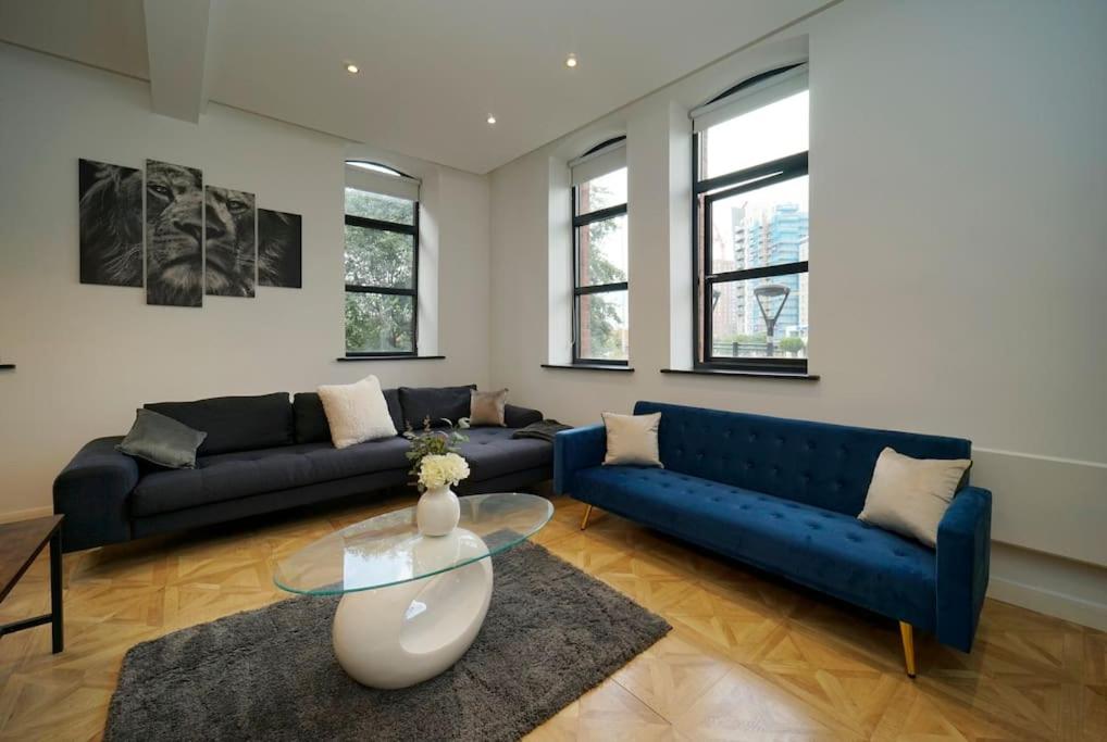 Stylish & Elegant city centre apartment