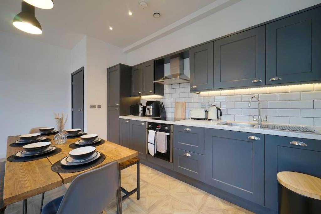 Stylish & Elegant city centre apartment