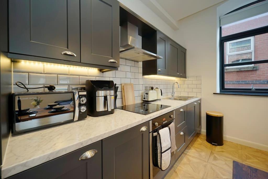 Stylish & Elegant city centre apartment