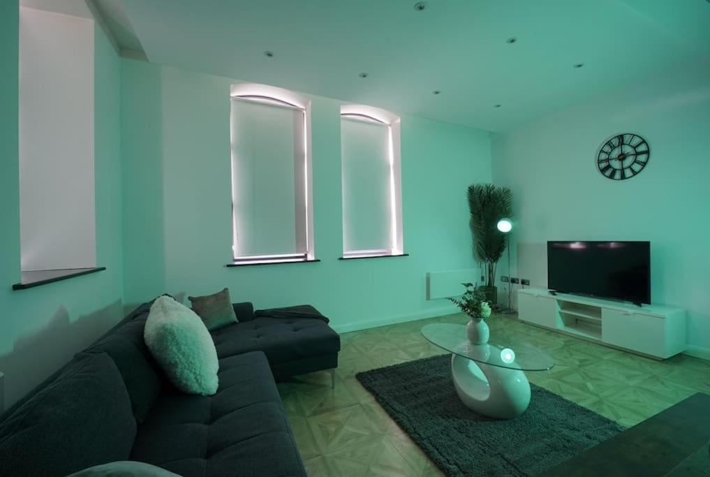 Stylish & Elegant city centre apartment