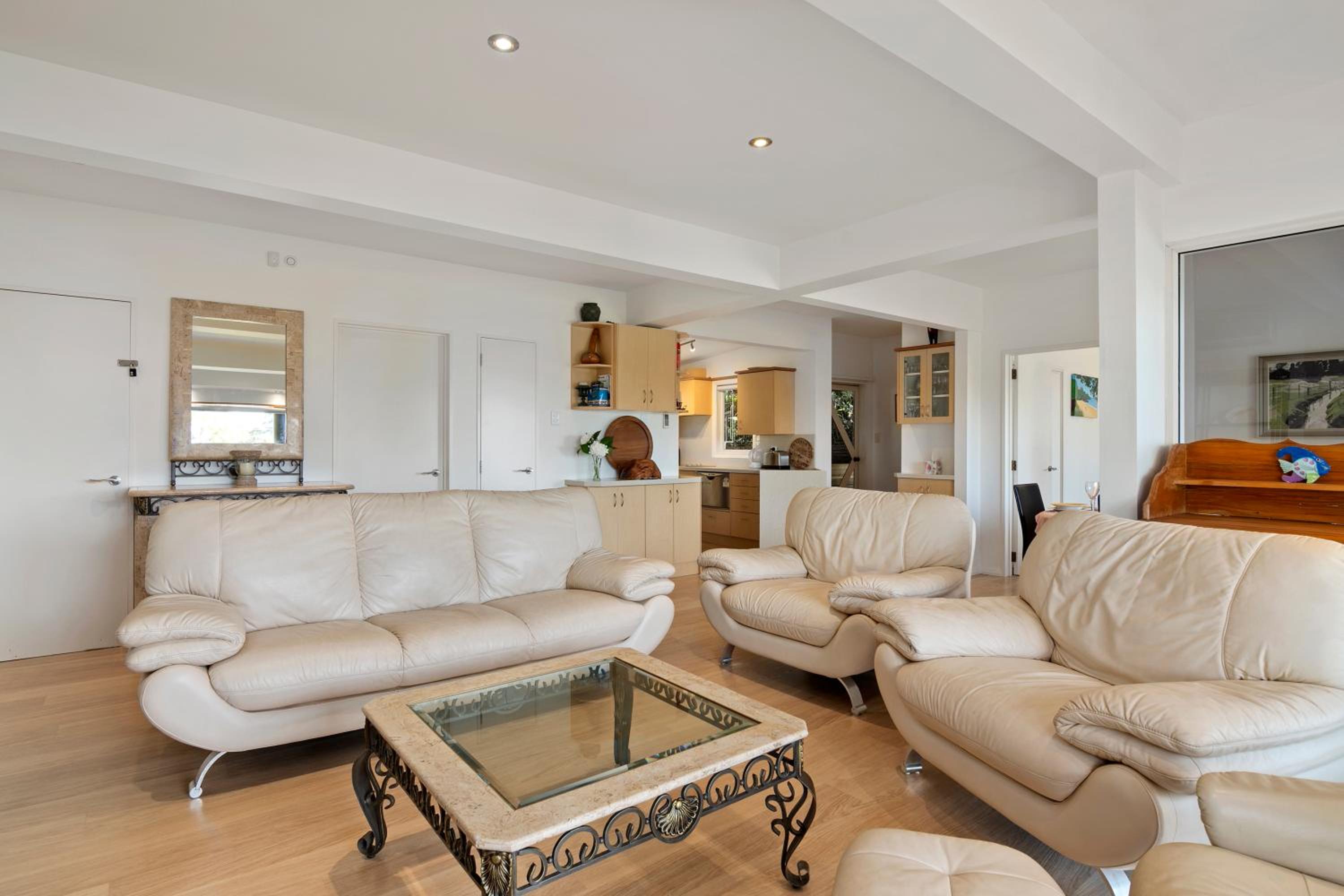 Breakers Bay on the beach - Kaiteriteri Home view 4