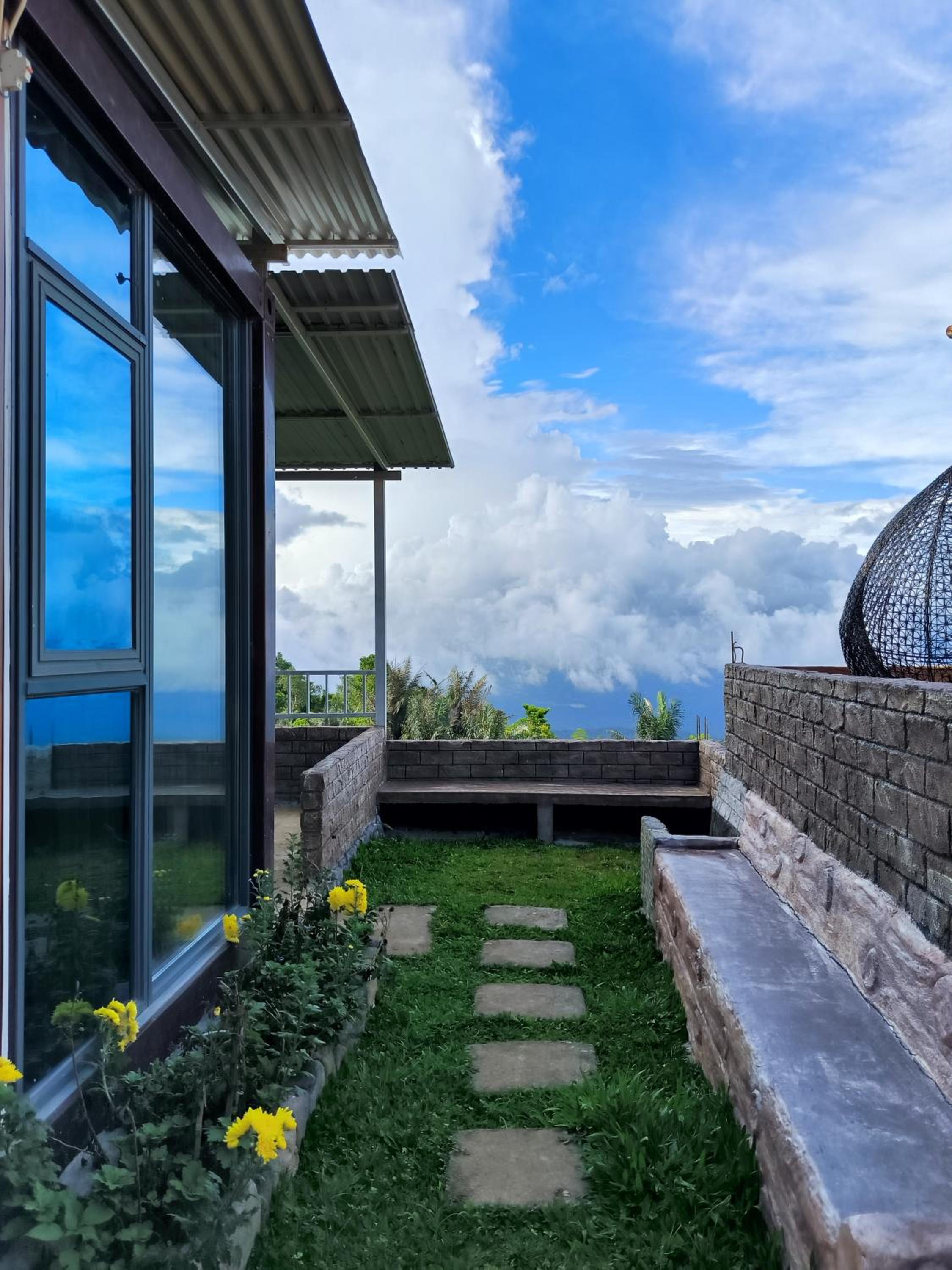 Melbyls Hills Resort