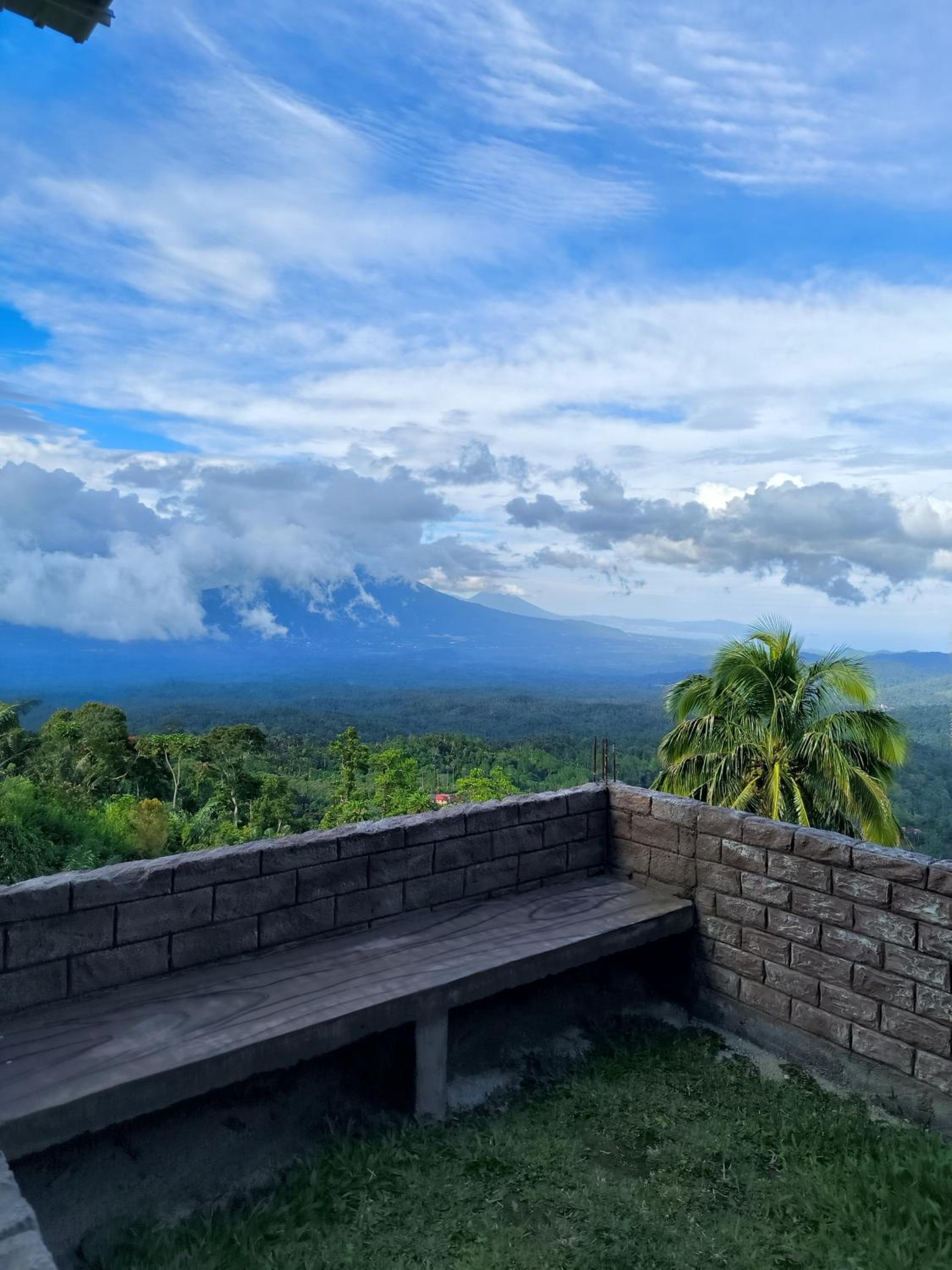 Melbyls Hills Resort