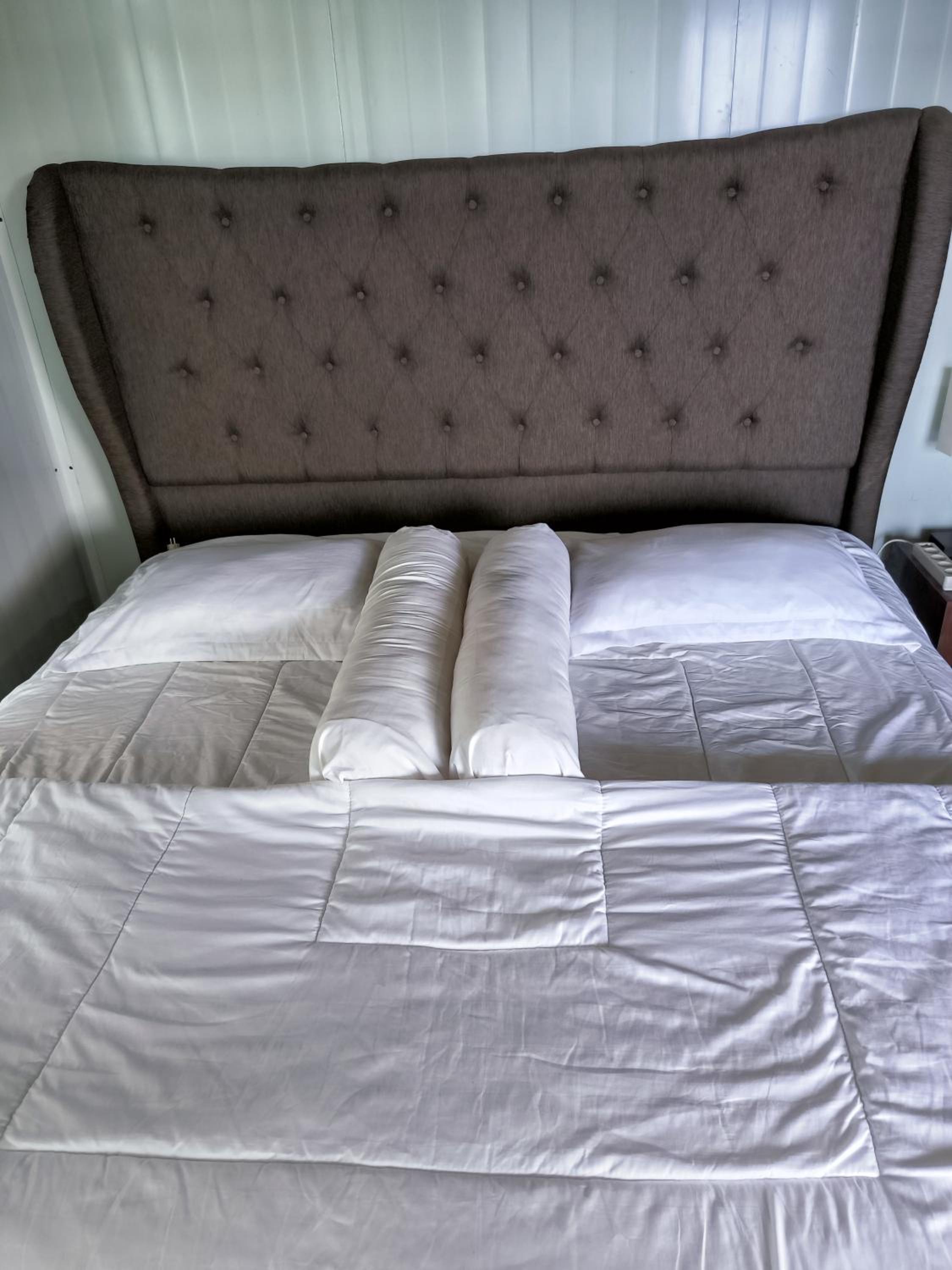 Melbyls Hills Resort