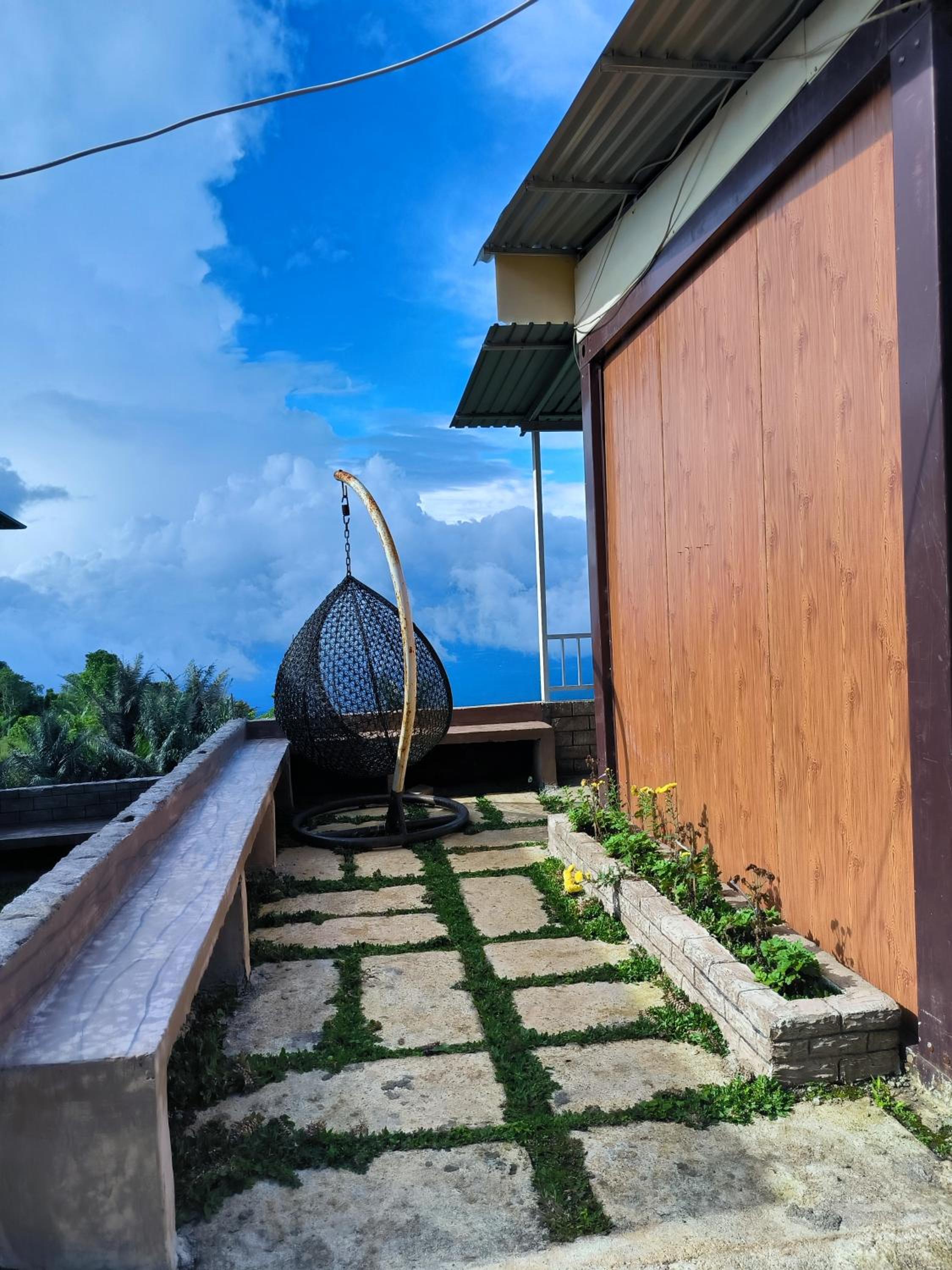 Melbyls Hills Resort