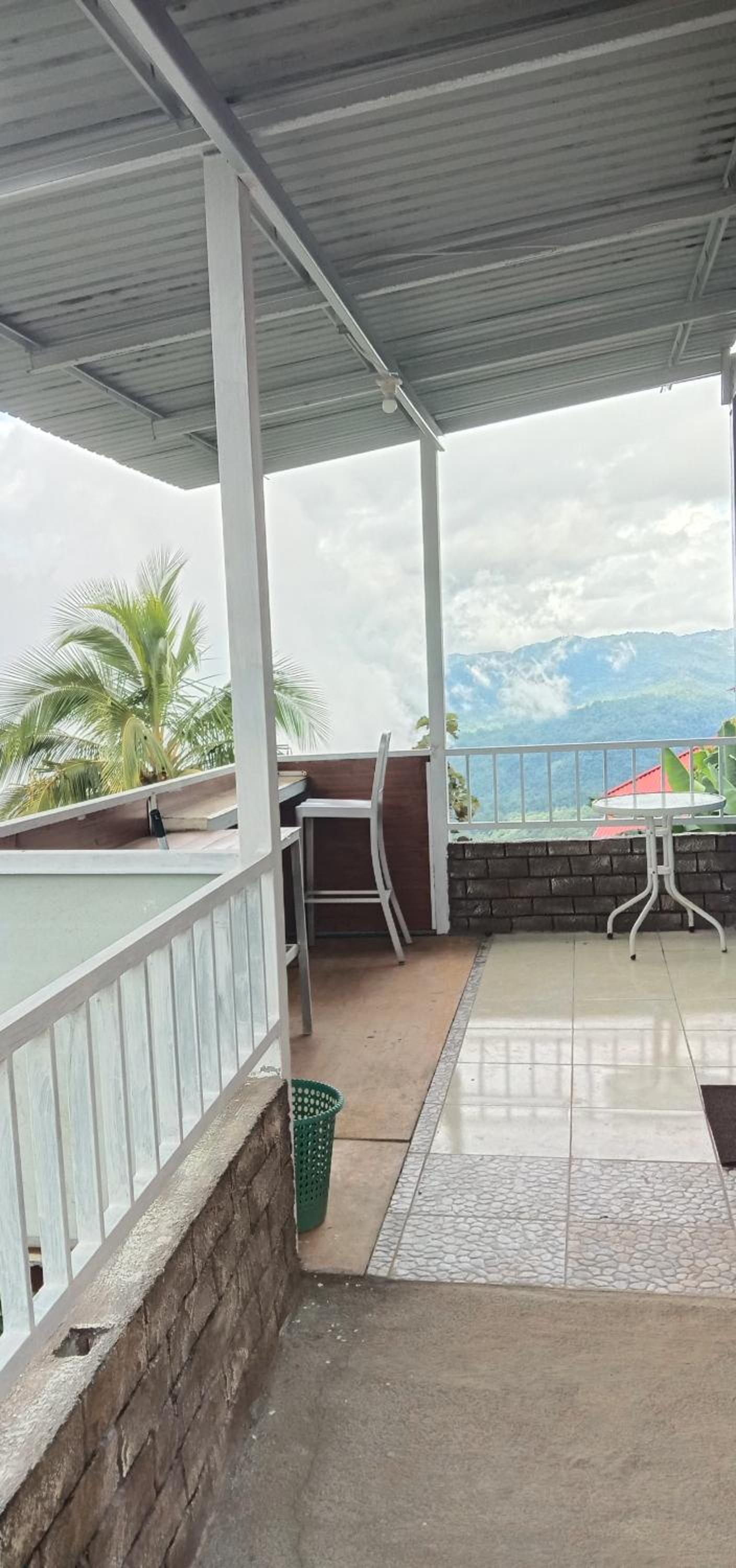 Melbyls Hills Resort