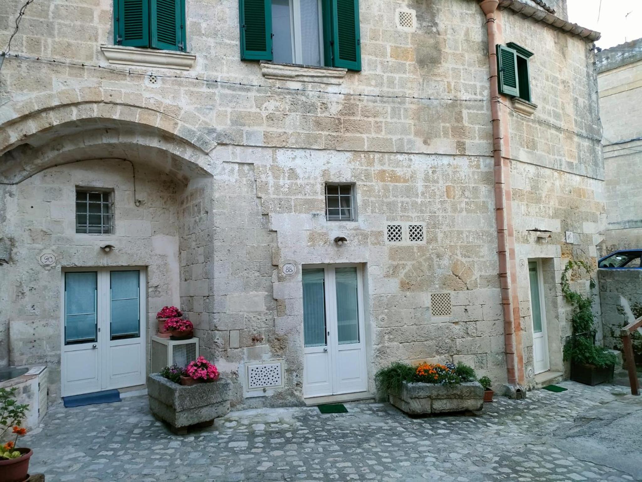 Photo 29