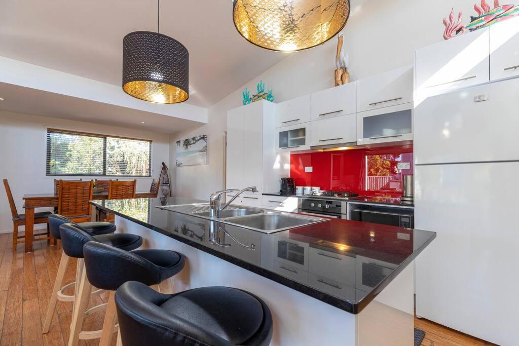 Delightful Dicky Beach Holiday House