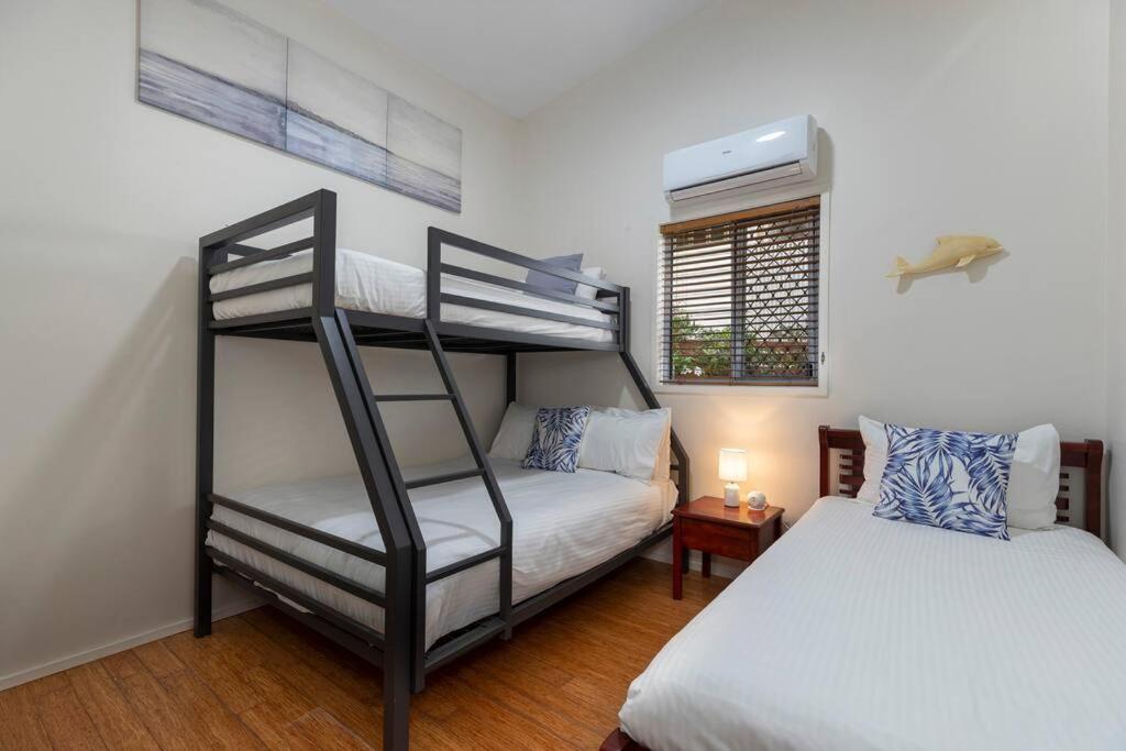 Delightful Dicky Beach Holiday House