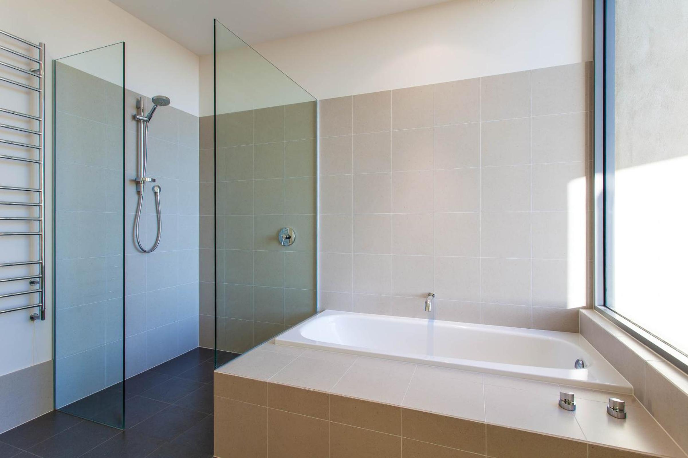 Whitehorses I Private Properties