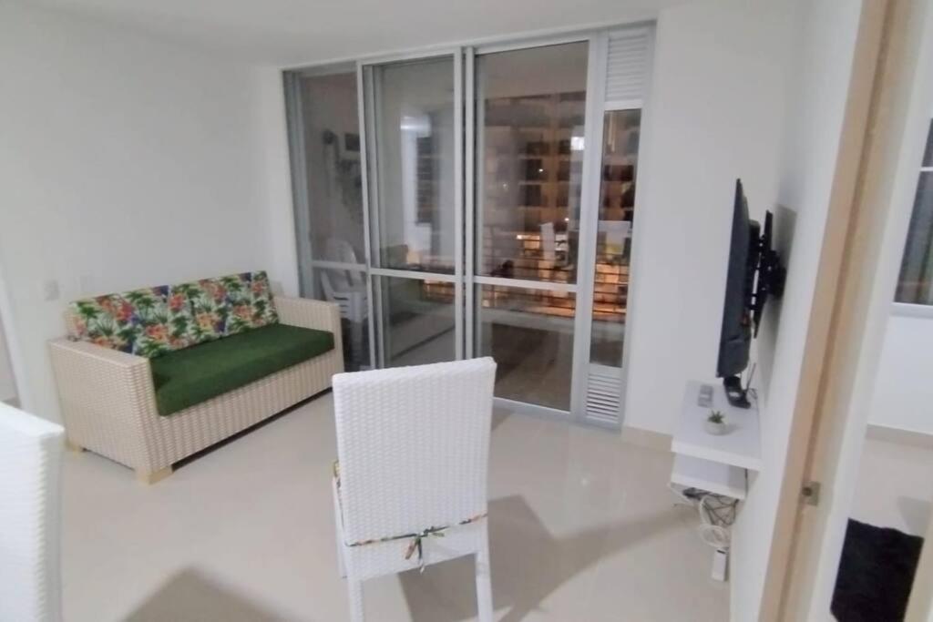 Cómodo Apartamento 3 Alcobas en Club House
