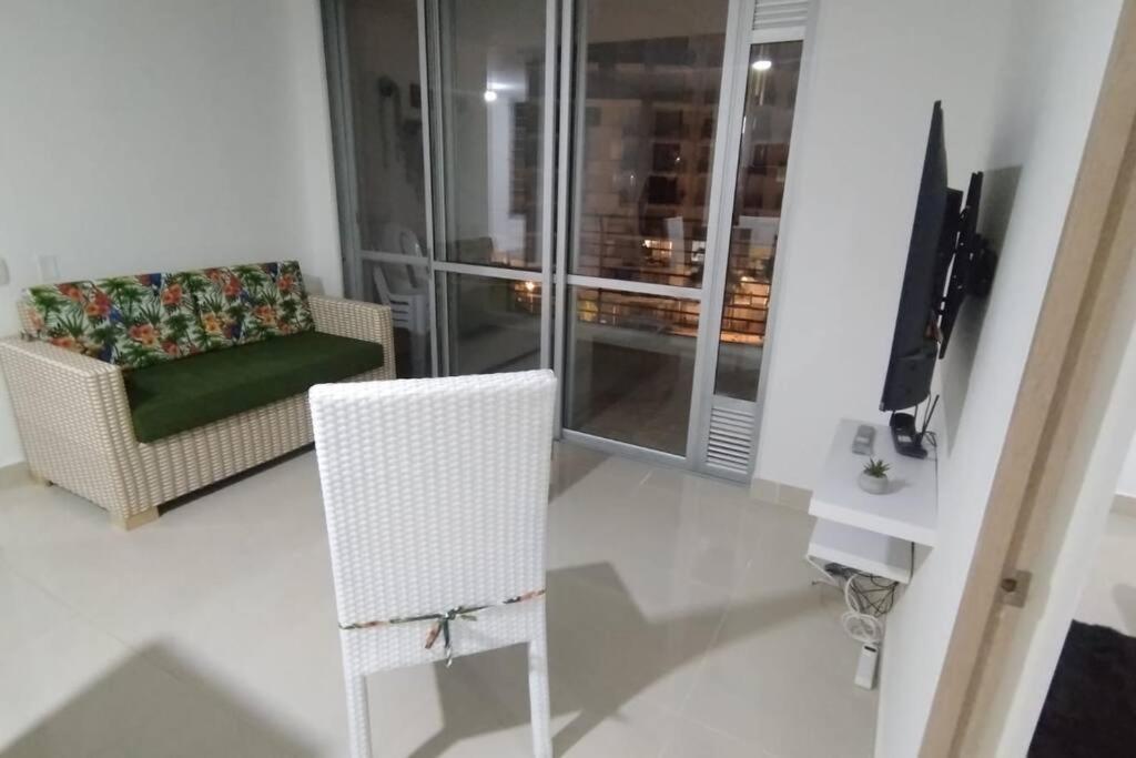 Cómodo Apartamento 3 Alcobas en Club House
