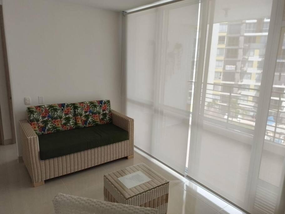 Cómodo Apartamento 3 Alcobas en Club House